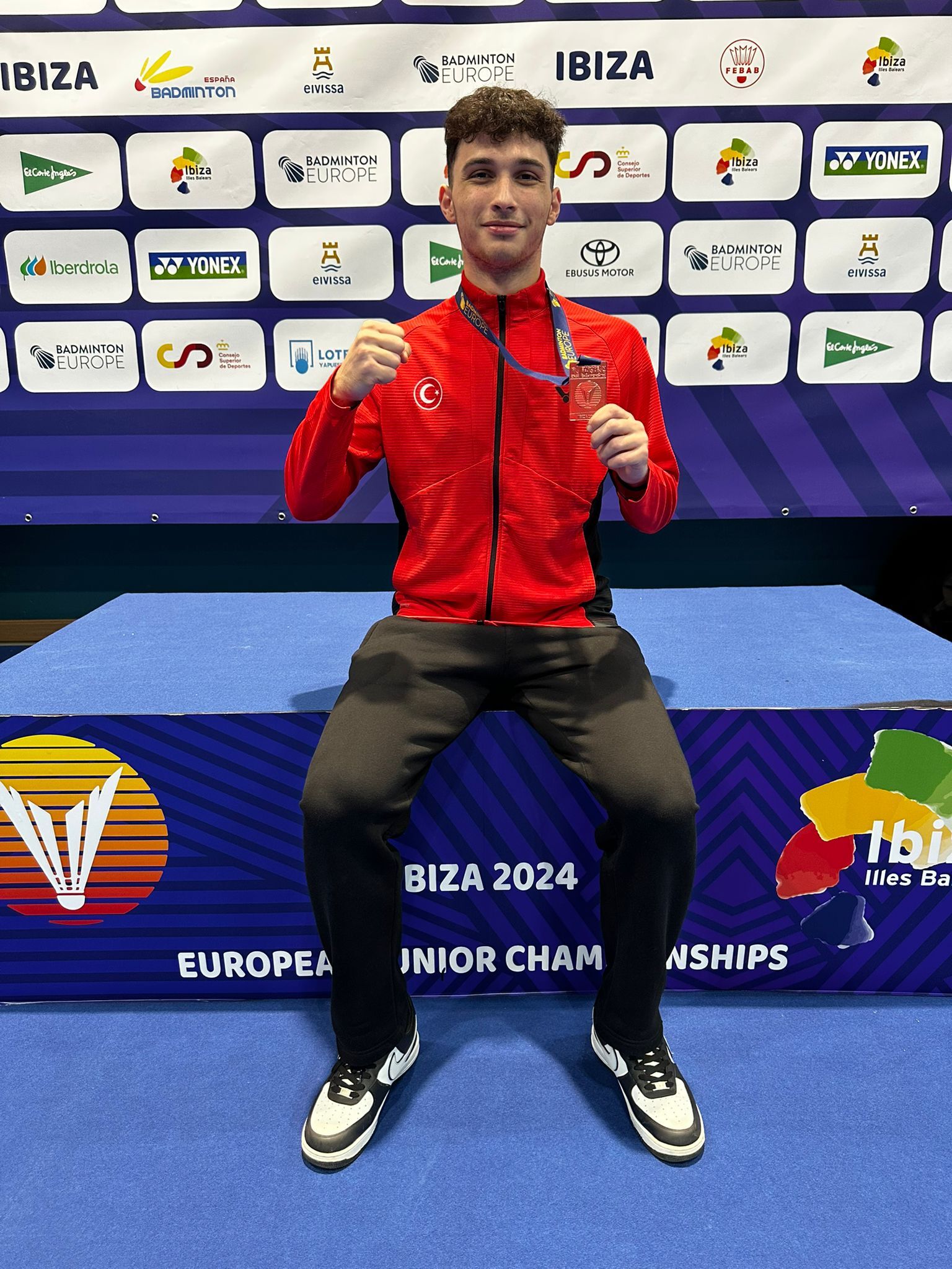 Bafra’dan Avrupa’ya Badminton’da Tarihi Zafer (3)