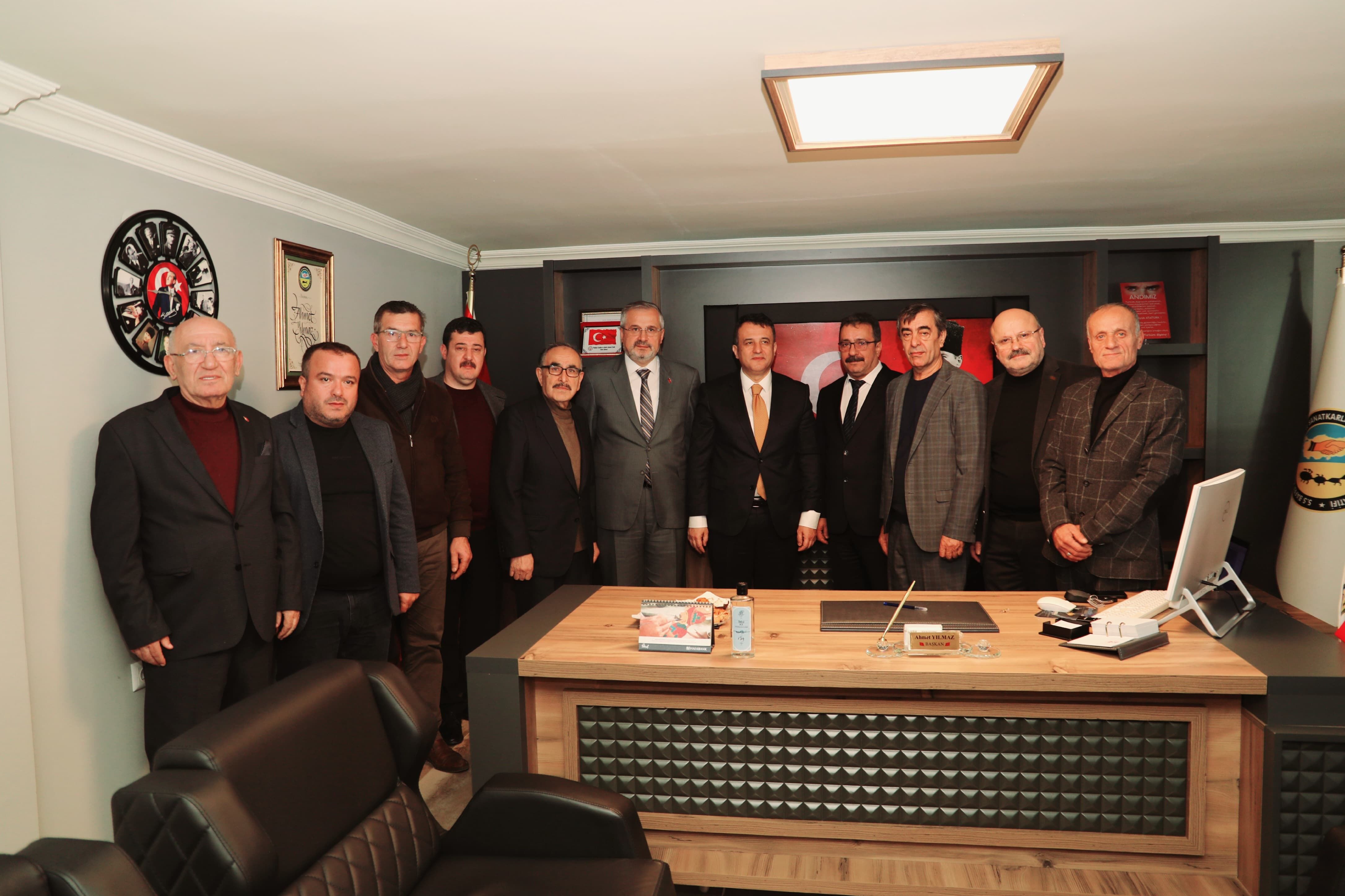 Başkan Halit Doğan’dan Bafra Kızılırmak Esnaf Kefalet Kooperatifi’ne Ziyaret (1)-1