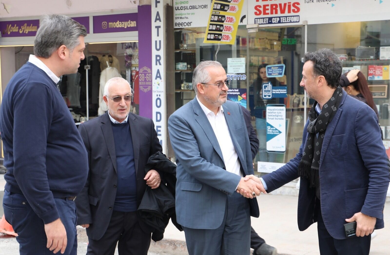Başkan Hamit Kılıç’tan Esnafa Ziyaret Gönülden Muhabbetle Bağlıyız (7)