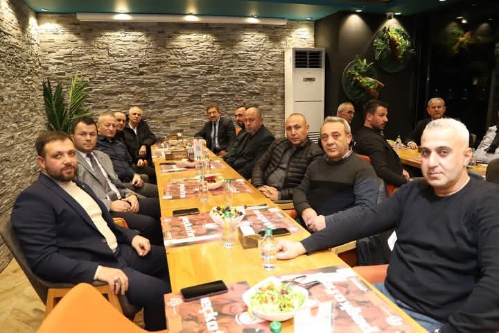 Başkan Osman Topaloğlu’ndan Emeklilere Veda Yemeği (4)