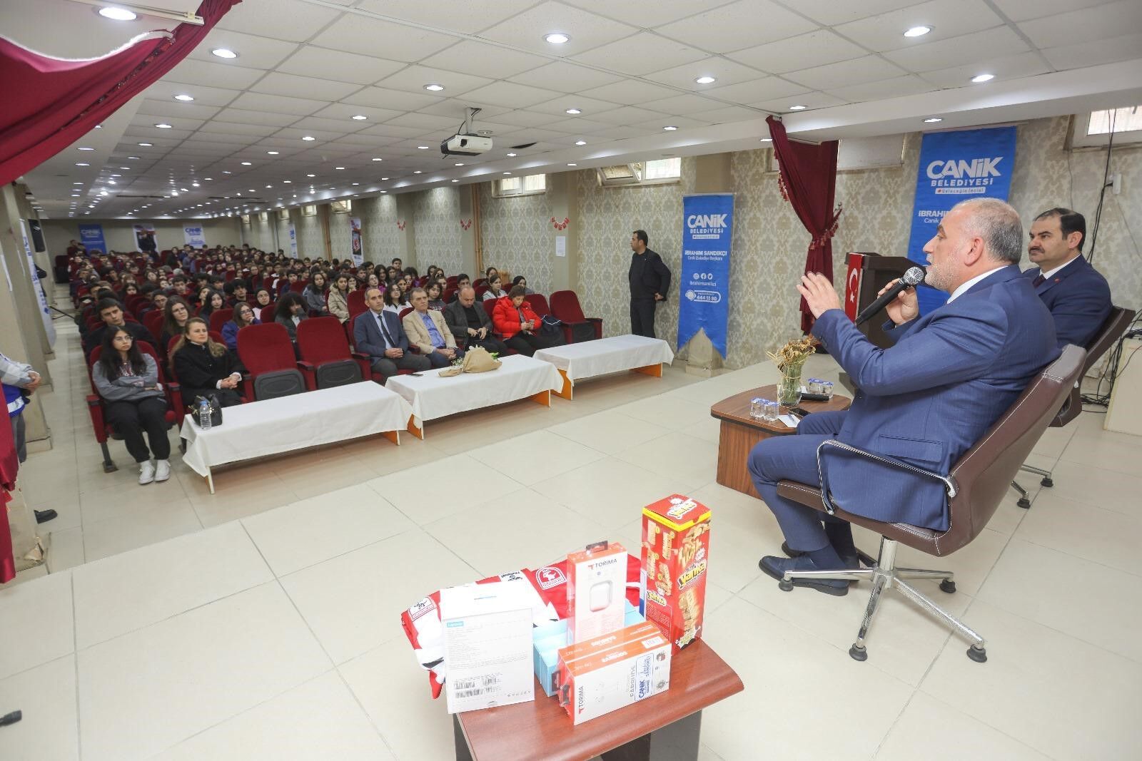 Başkan Sandıkçı Hedeflerinize Giden Yolda Yanınızdayız (6)