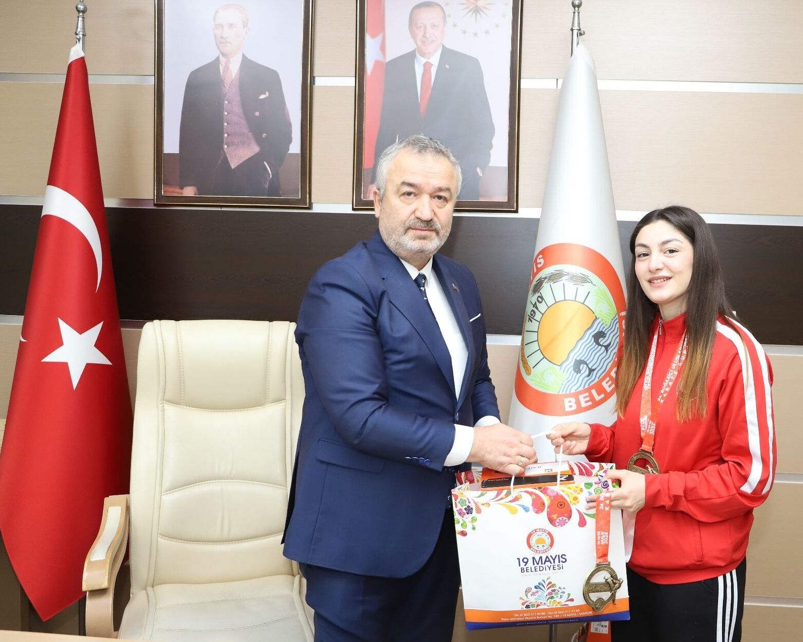 Başkan Topaloğlu’ndan 19 Mayıs’ın Başarılı Sporcularına Tebrik (2)