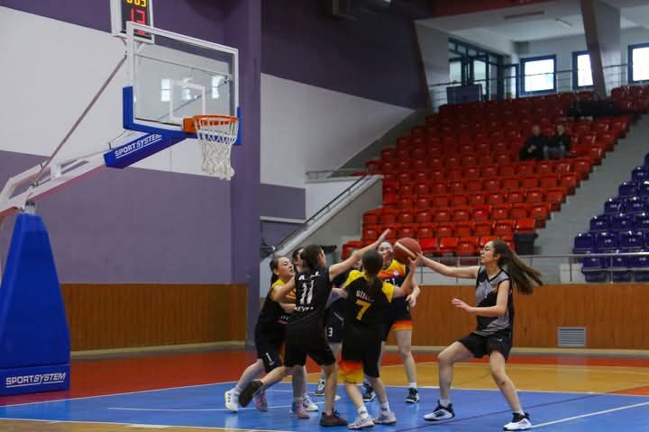 Basketbolun Genç Kraliçeleri Samsun Yolcusu! Şampiyon Ordu Final Okulları! (2)