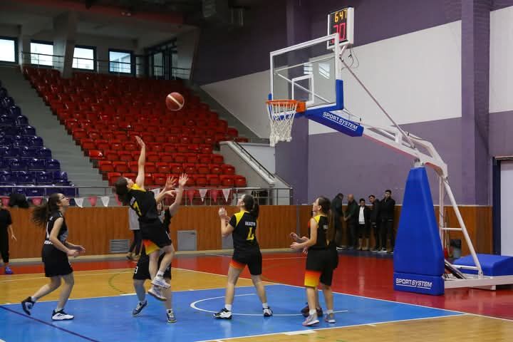 Basketbolun Genç Kraliçeleri Samsun Yolcusu! Şampiyon Ordu Final Okulları! (3)