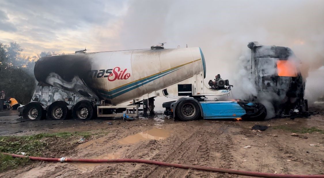Bursa'da Feci Kaza Tanker Patladı (2)