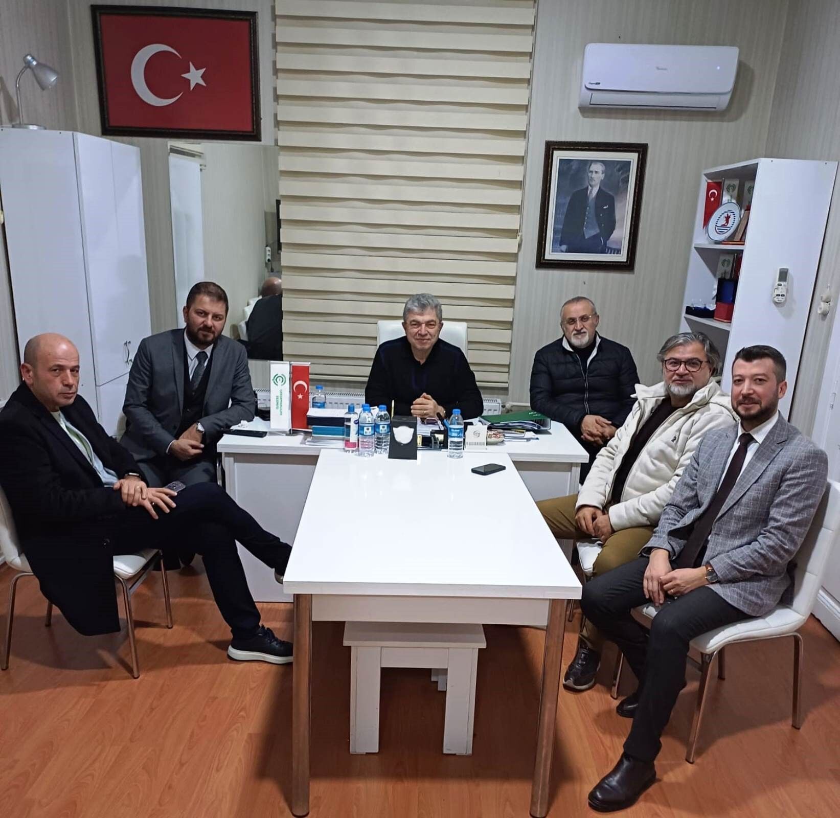 Çarşambalilar Derneği̇ Yeni̇ Döneme Hazirlaniyor (1)