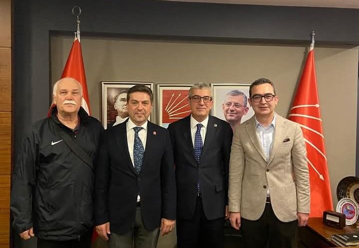 Chp Bafra İlçe Başkanı Serkan Dönüm, Gökhan Günaydın Ile Bir Araya Geldi