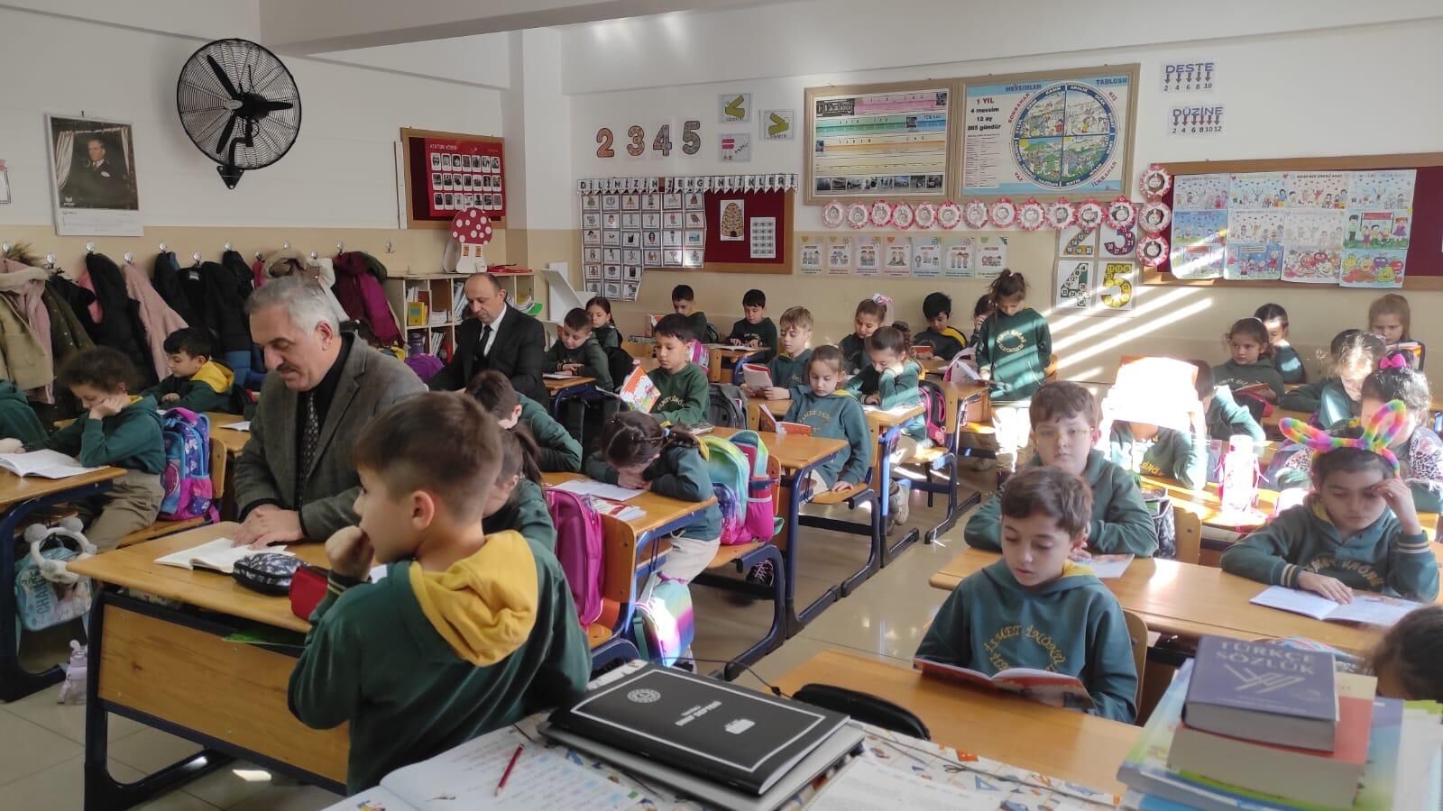 Farkımız Okumak Olsun Projesi İsmet İnönü İlkokulu’nda Başladı (7)