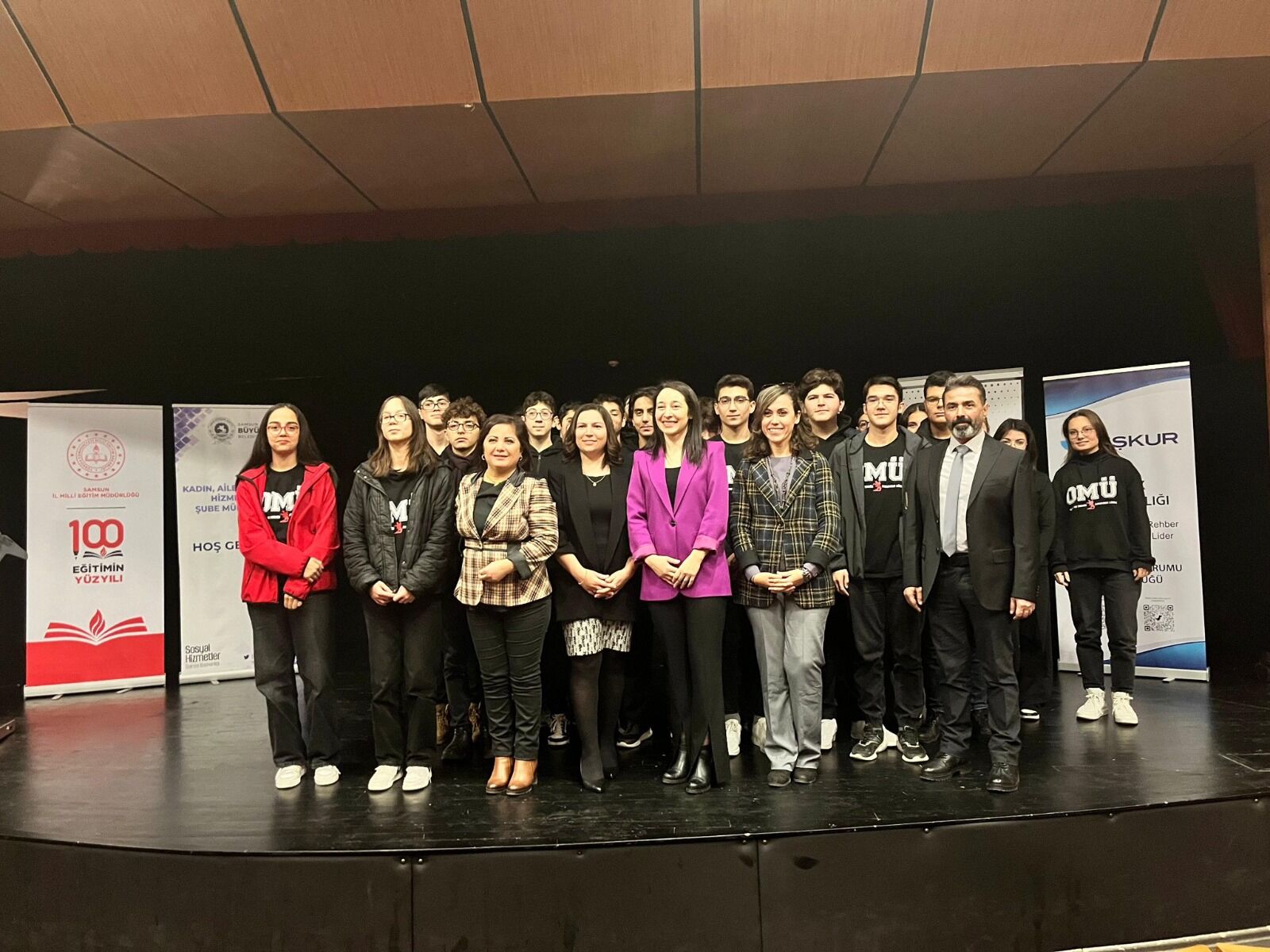 İşkur'dan Samsun'da Kari̇yer Günü Etki̇nli̇ği̇ (4)