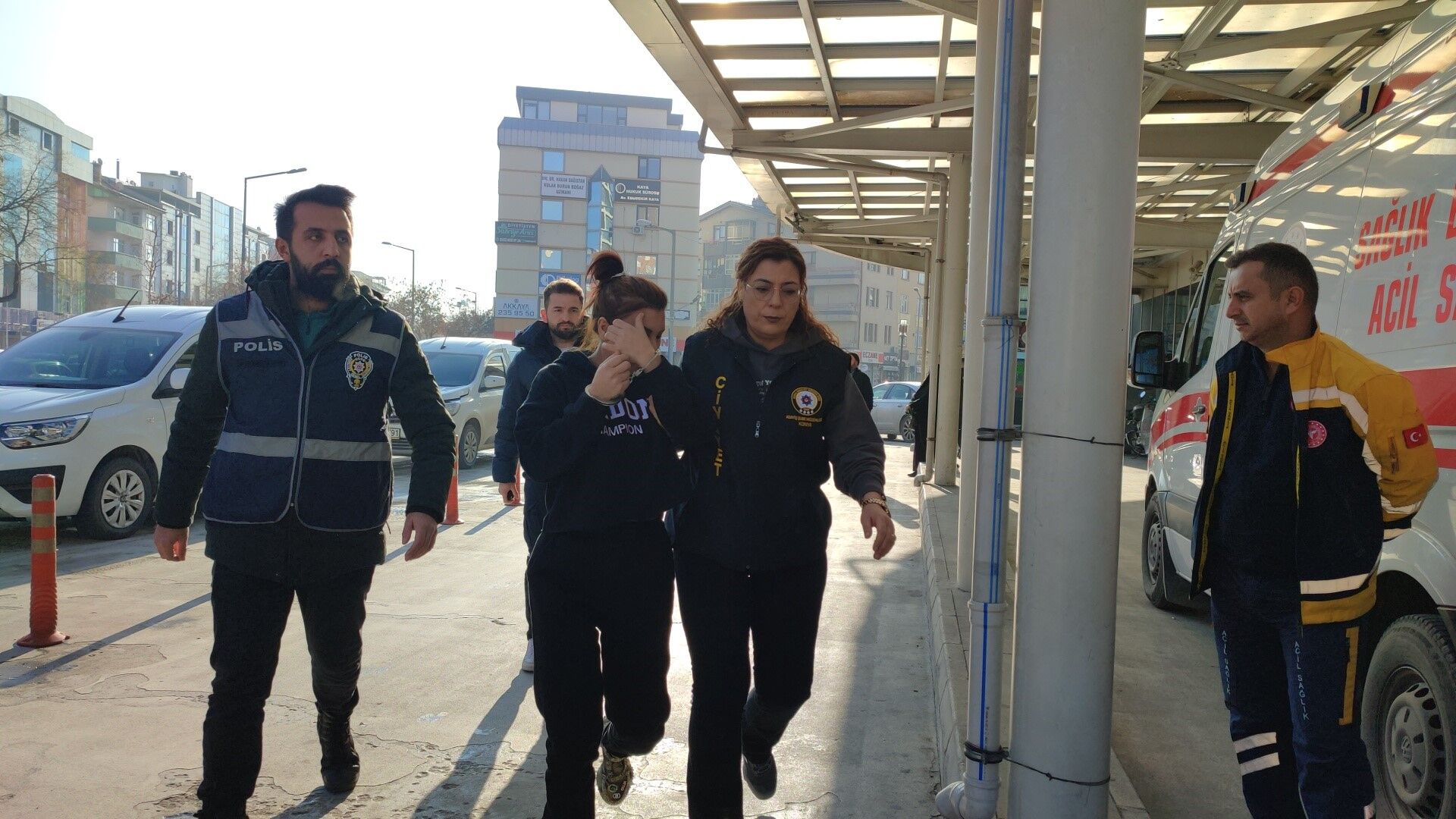 Konya'da Üniversiteli Taksicinin Katil Zanlıları Adliyeye Sevk Edildi (1)
