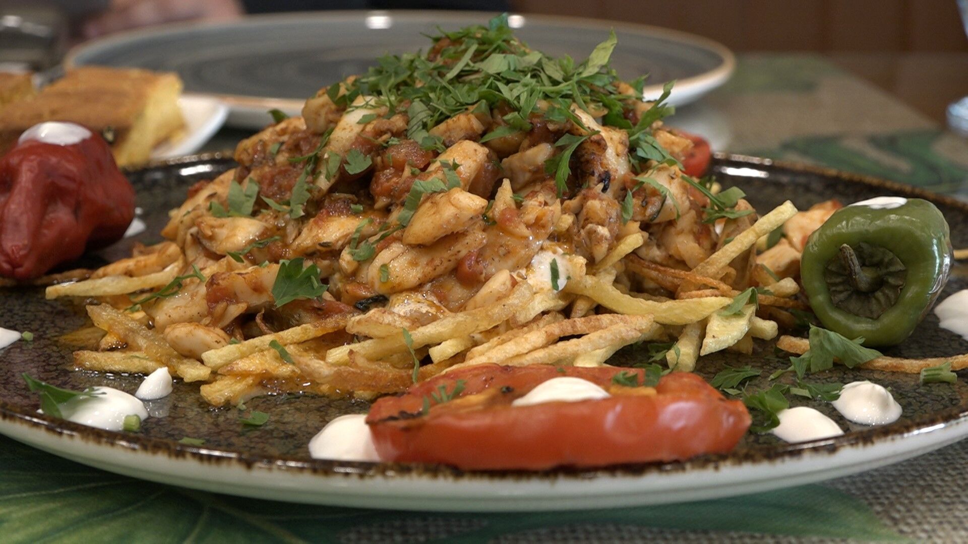 Rizeli Balıkçılardan Çığır Açan Lezzet Levrek Çökertme Kebabı! (1)