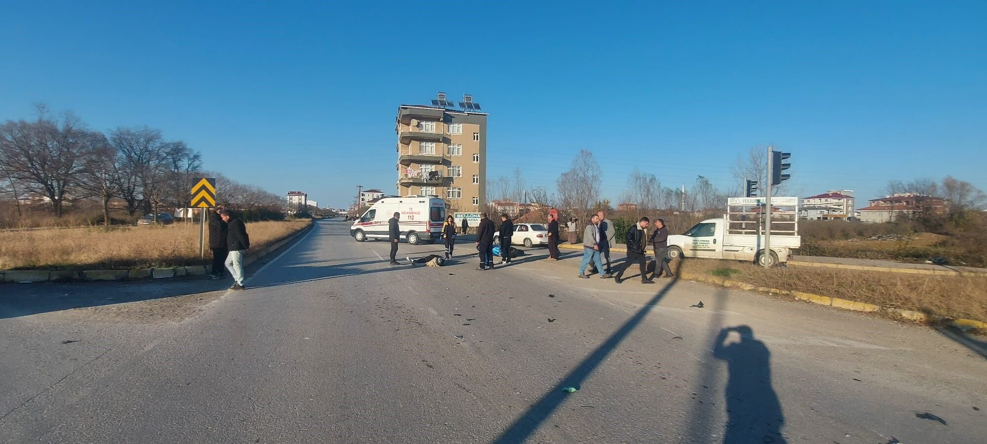 Samsun Çarşamba'da Kamyonet Motosi̇klete Çarpti 1 Yarali (4)