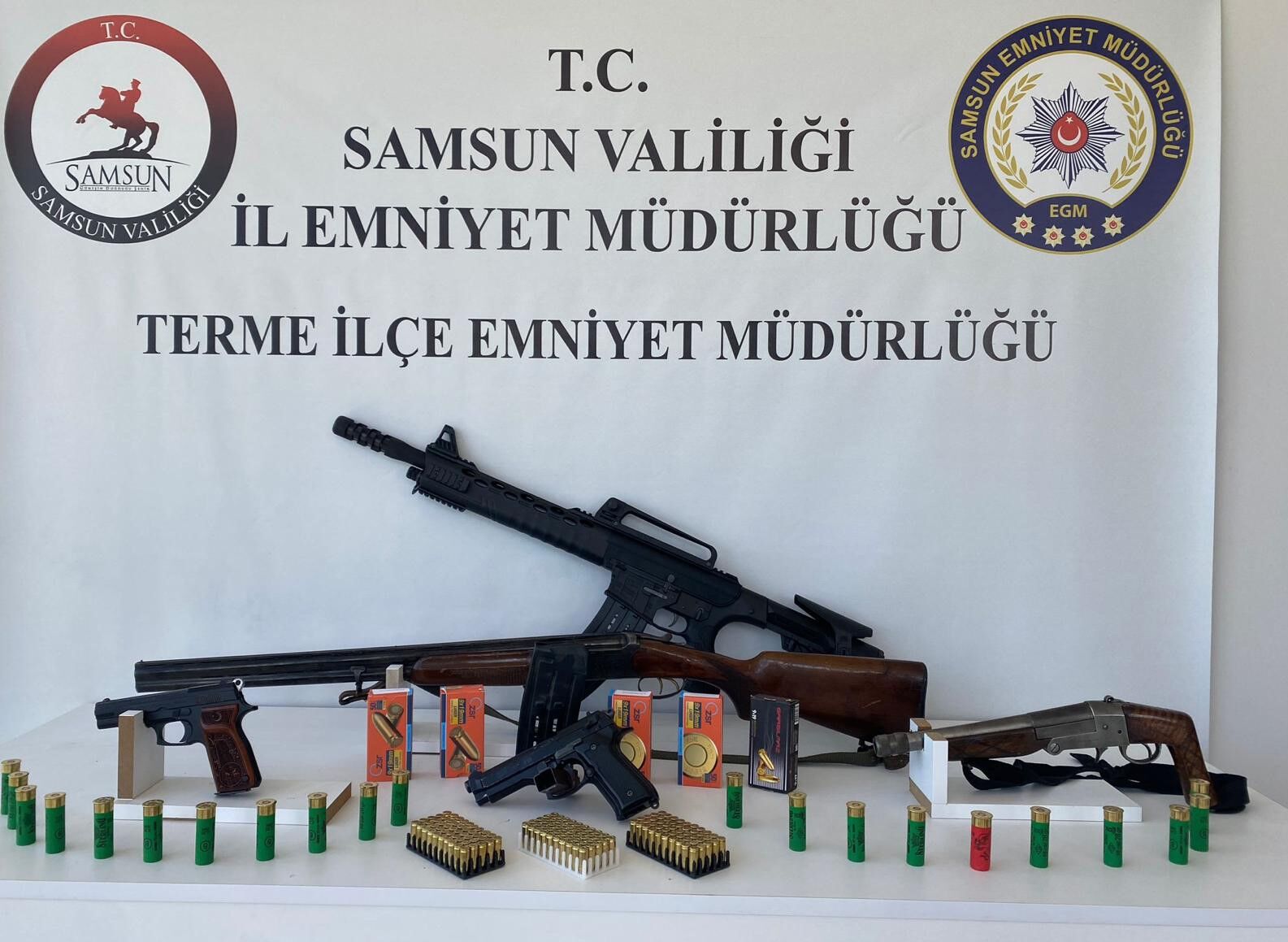 Samsun Emniyeti Suça Geçit Vermedi 704 Şahıs Yakalandı, 690 Tutuklama! (1)