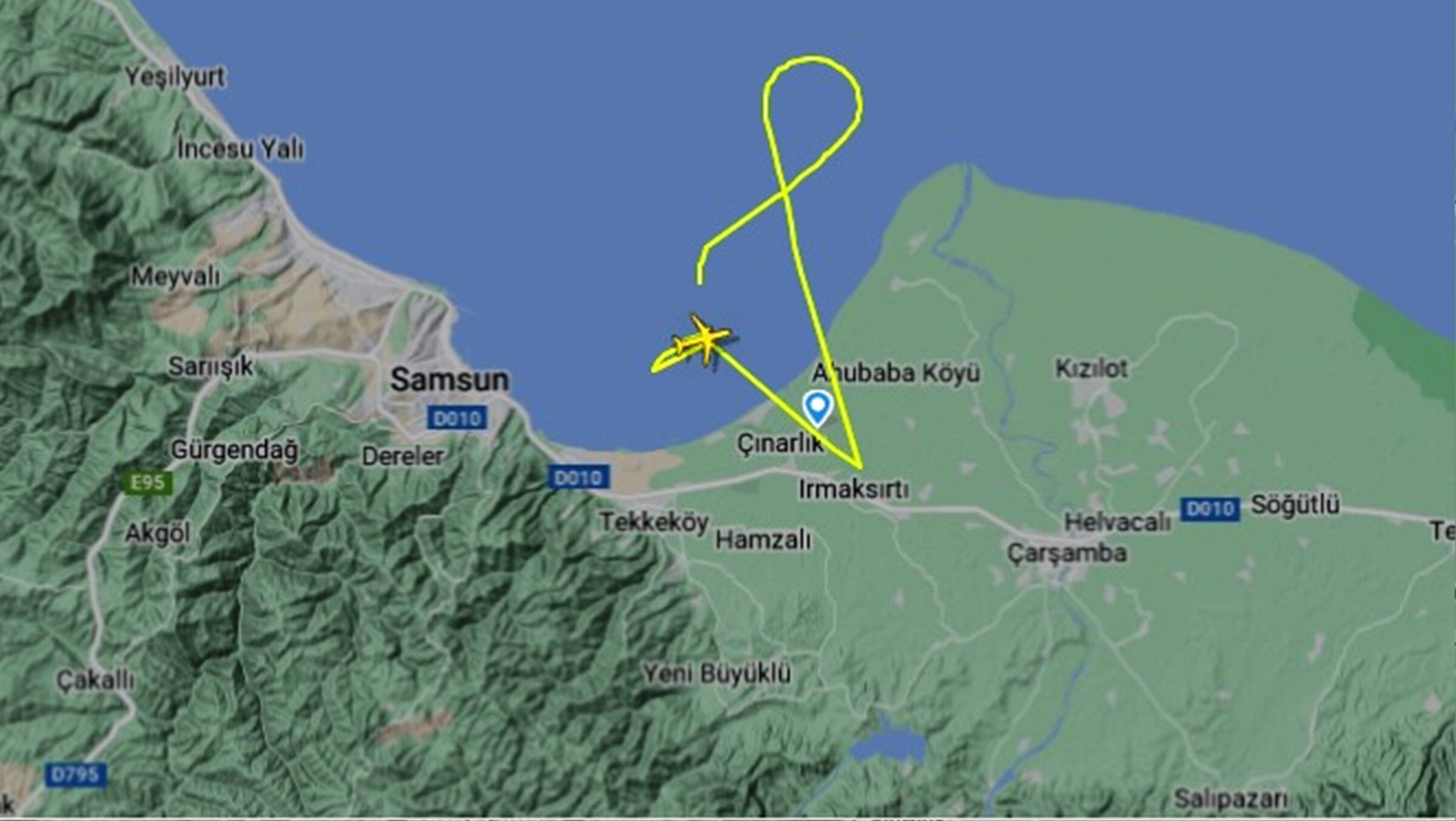 Samsun Semalarında Pilotların Eğitim Uçuşları Dikkat Çekiyor (2)