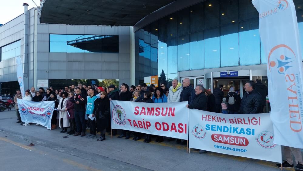 Samsun’da Ai̇le Heki̇mleri̇ni̇n İş Birakma Eylemi̇nde 2'Nci̇ Gün (4)
