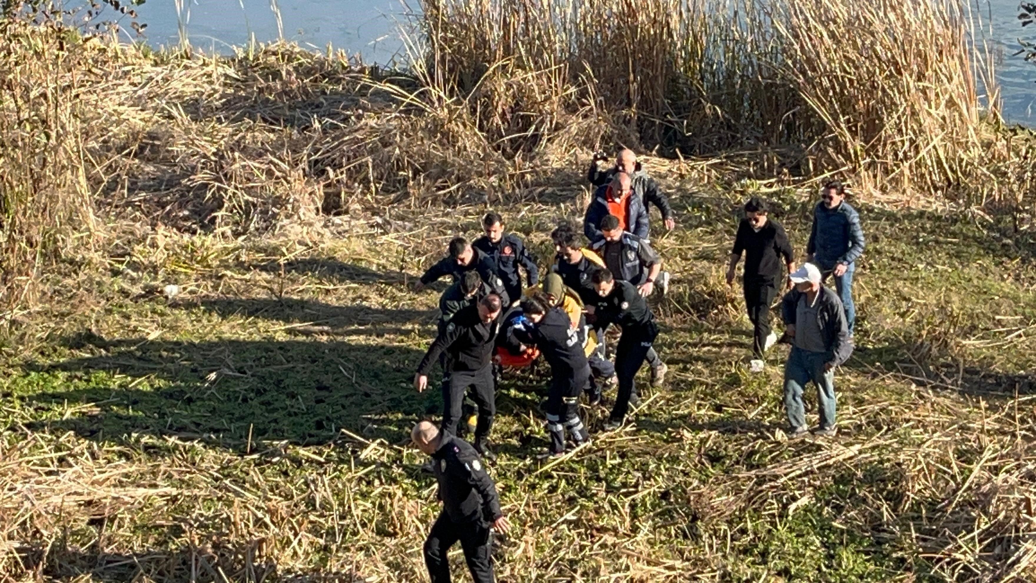Samsun'da Bir Şahıs Yeşilırmak'tan Atladı (1)