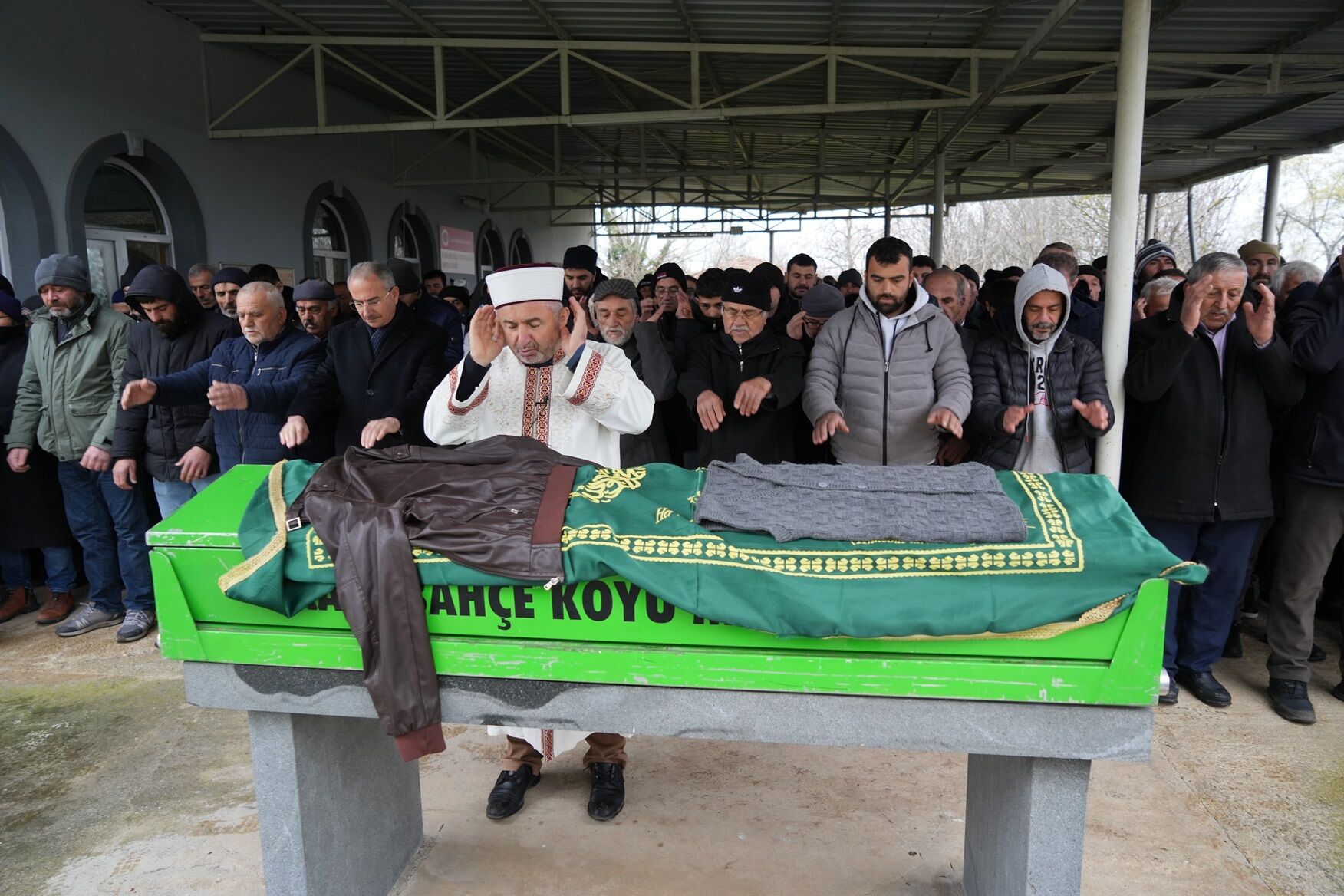 Samsun'da Kayıp Balıkçı Son Yolculuğuna Uğurlandı (2)