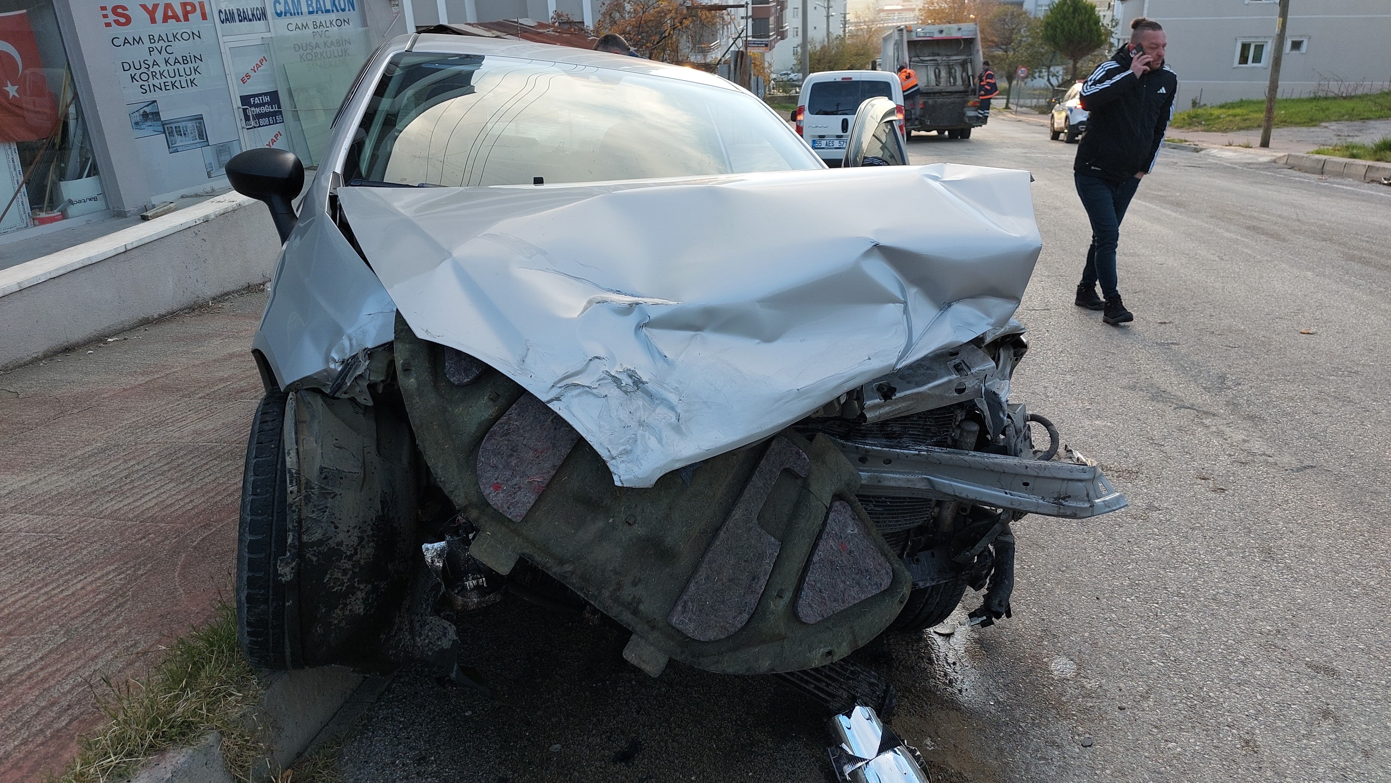 Samsun’da Kazaların Adresi O Cadde Yine Kaza Meydana Geldi, Bir Kişi Yaralandı (1)