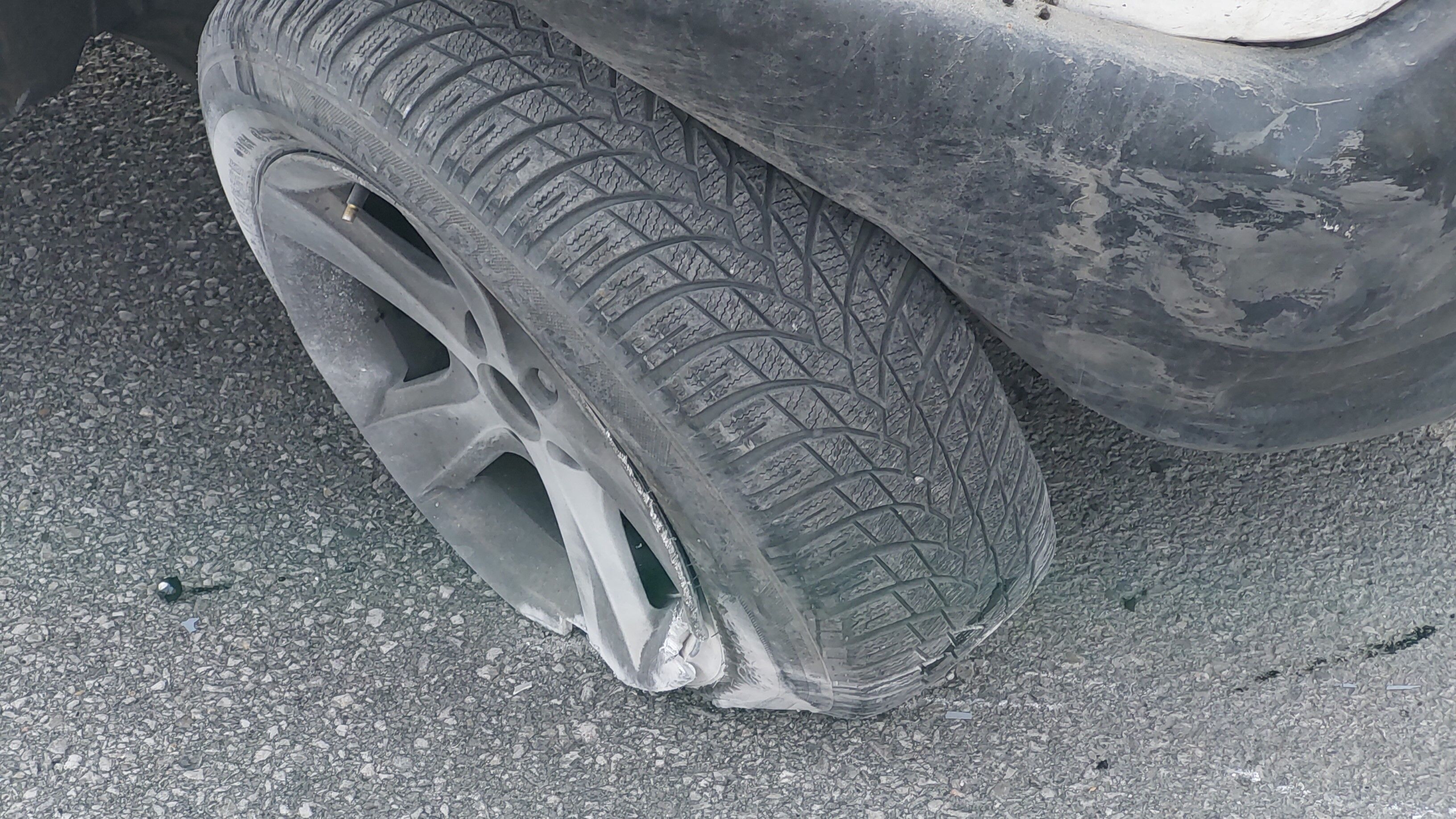 Samsun’da Korkutan Kaza Otomobi̇l Hurdaya Döndü (4)