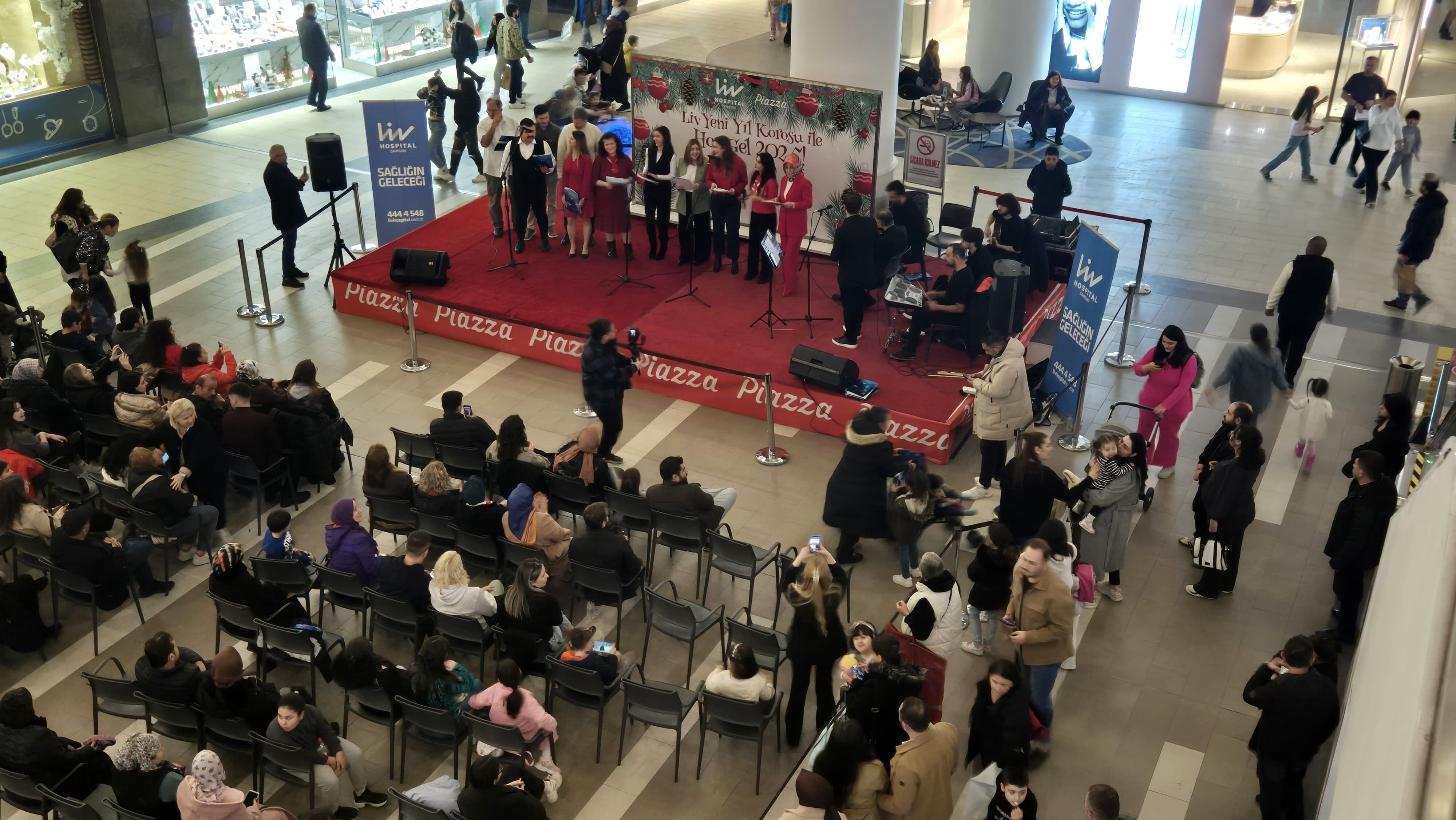 Samsun'da Liv Yeni Yıl Korosu'ndan Coşkulu Konser! 2