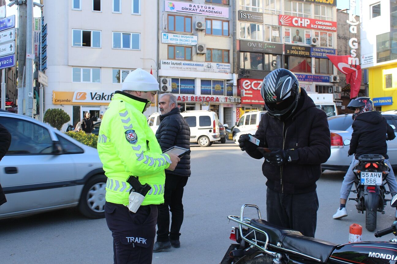Samsun'da Motosiklet Sürücülerine Denetim (1)