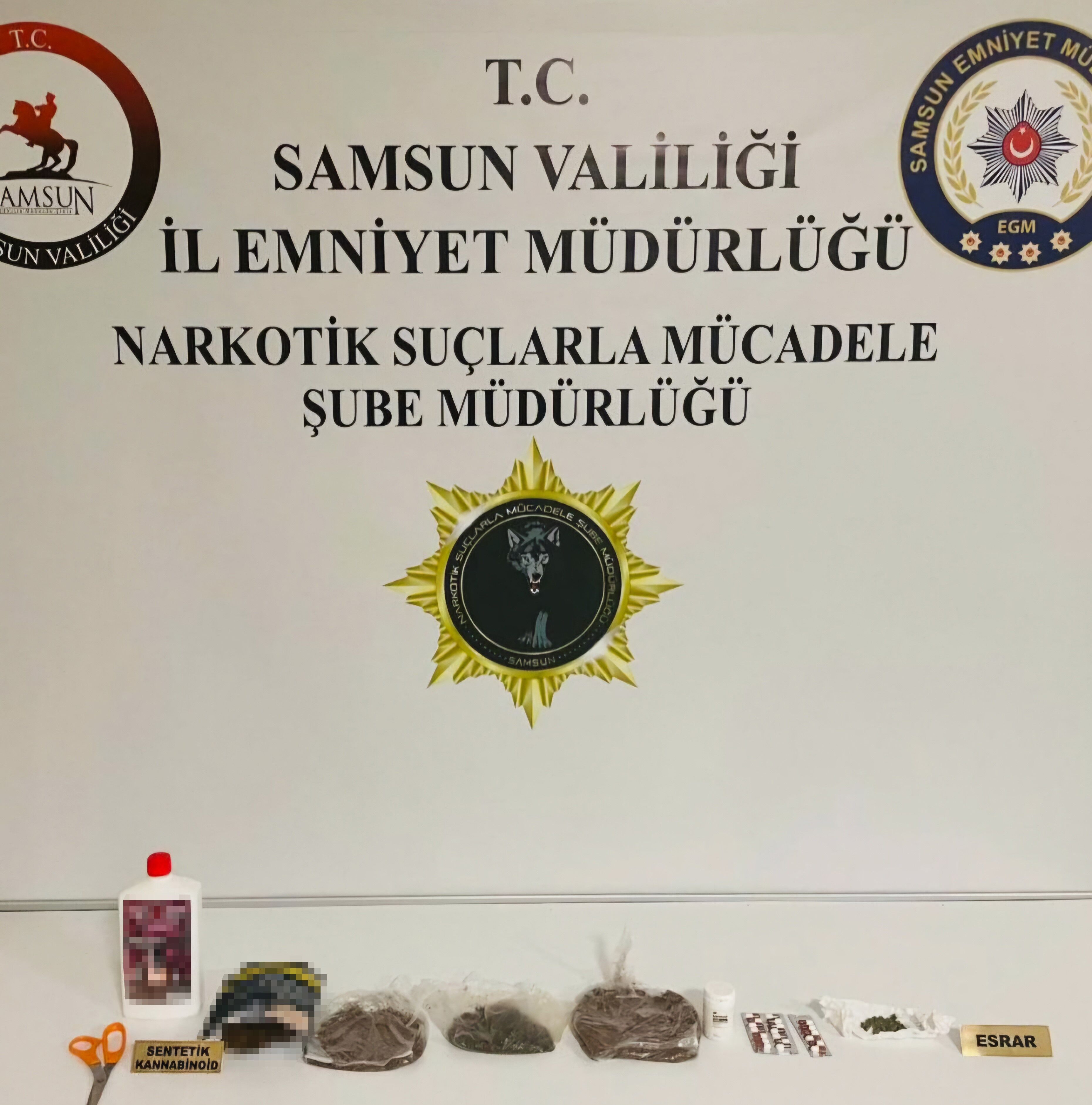 Samsun’da Uyuşturucu Operasyonu 4 Kişi Gözaltında (2)