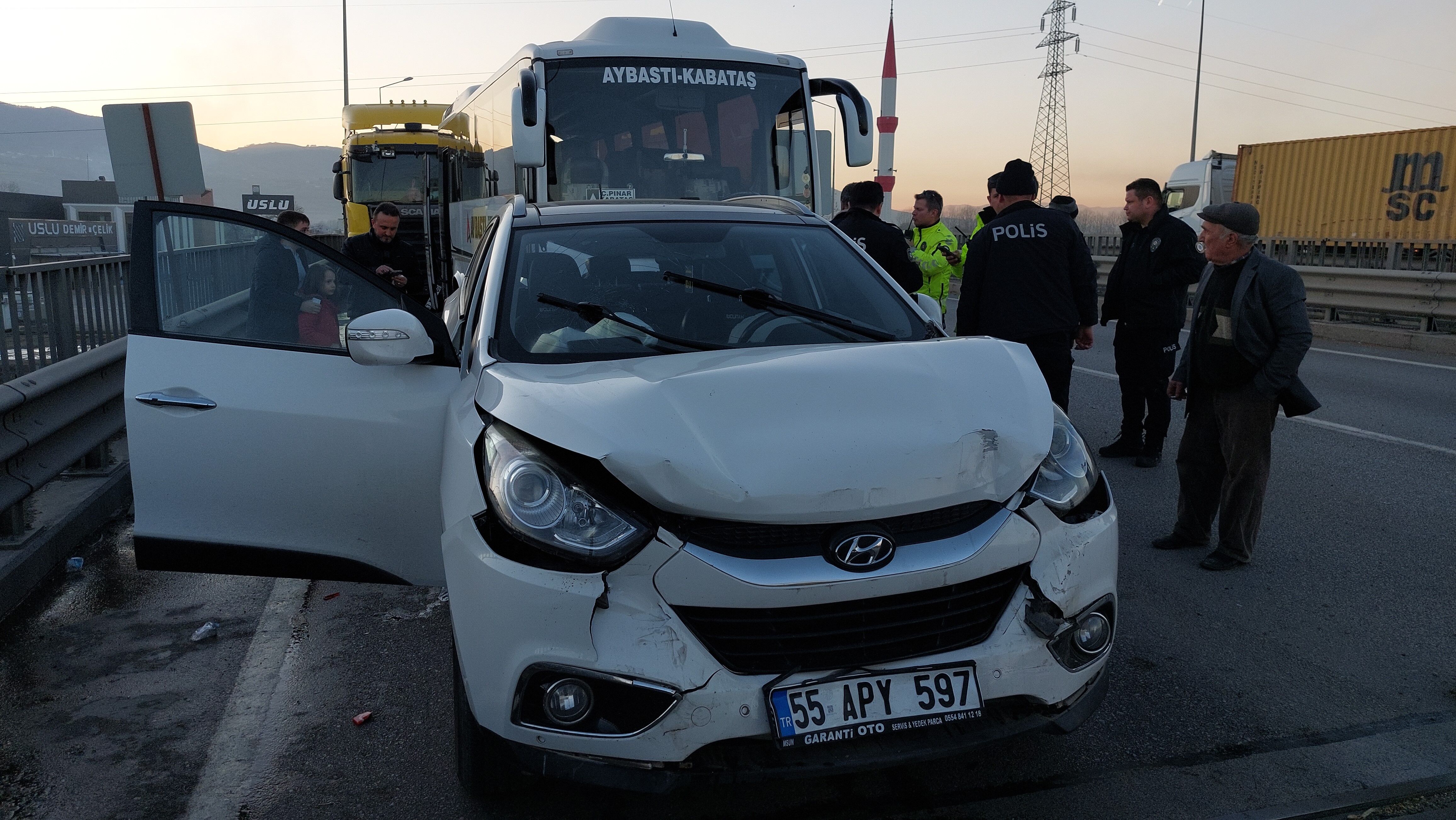 Samsun'da Zincirleme Kaza 2 Yaralı (3)