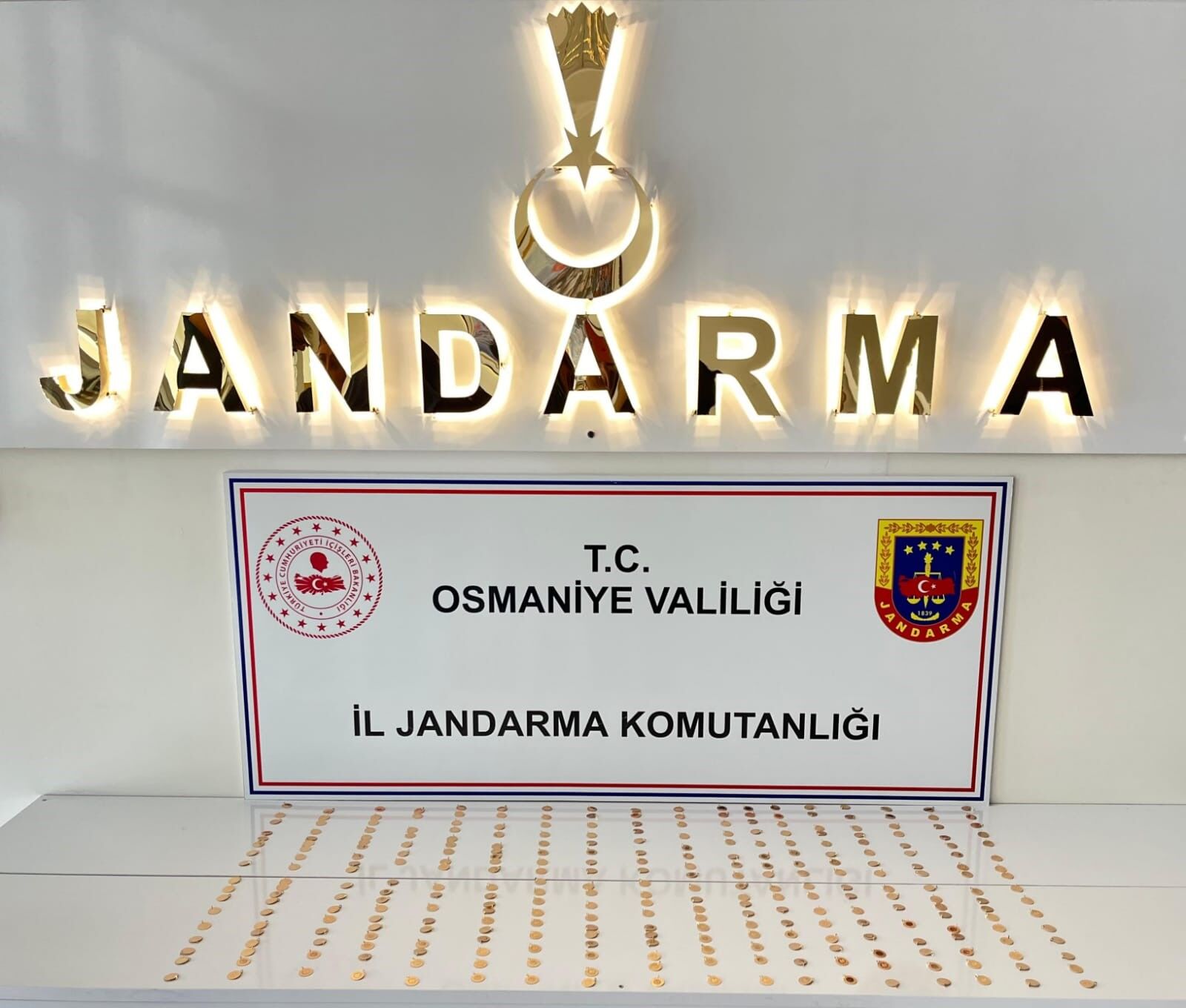Şok Operasyon 1.6 Milyon Tl Değerinde Sahte Altın Ele Geçirildi!