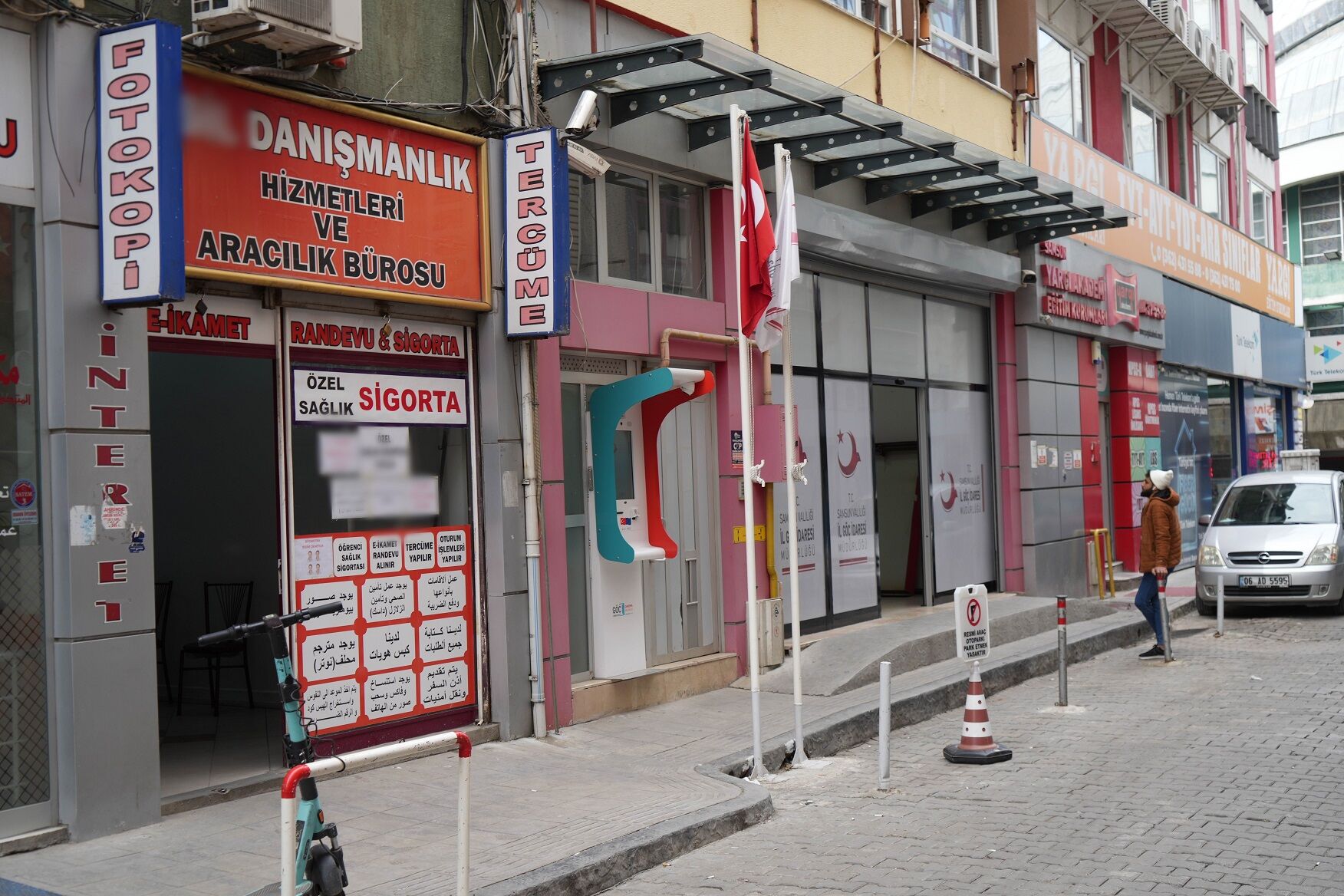 Suri̇yeli̇leri̇n Geri̇ Dönüşü Samsun Caddeleri̇ni̇ Sessi̇zleşti̇rdi̇ (8)