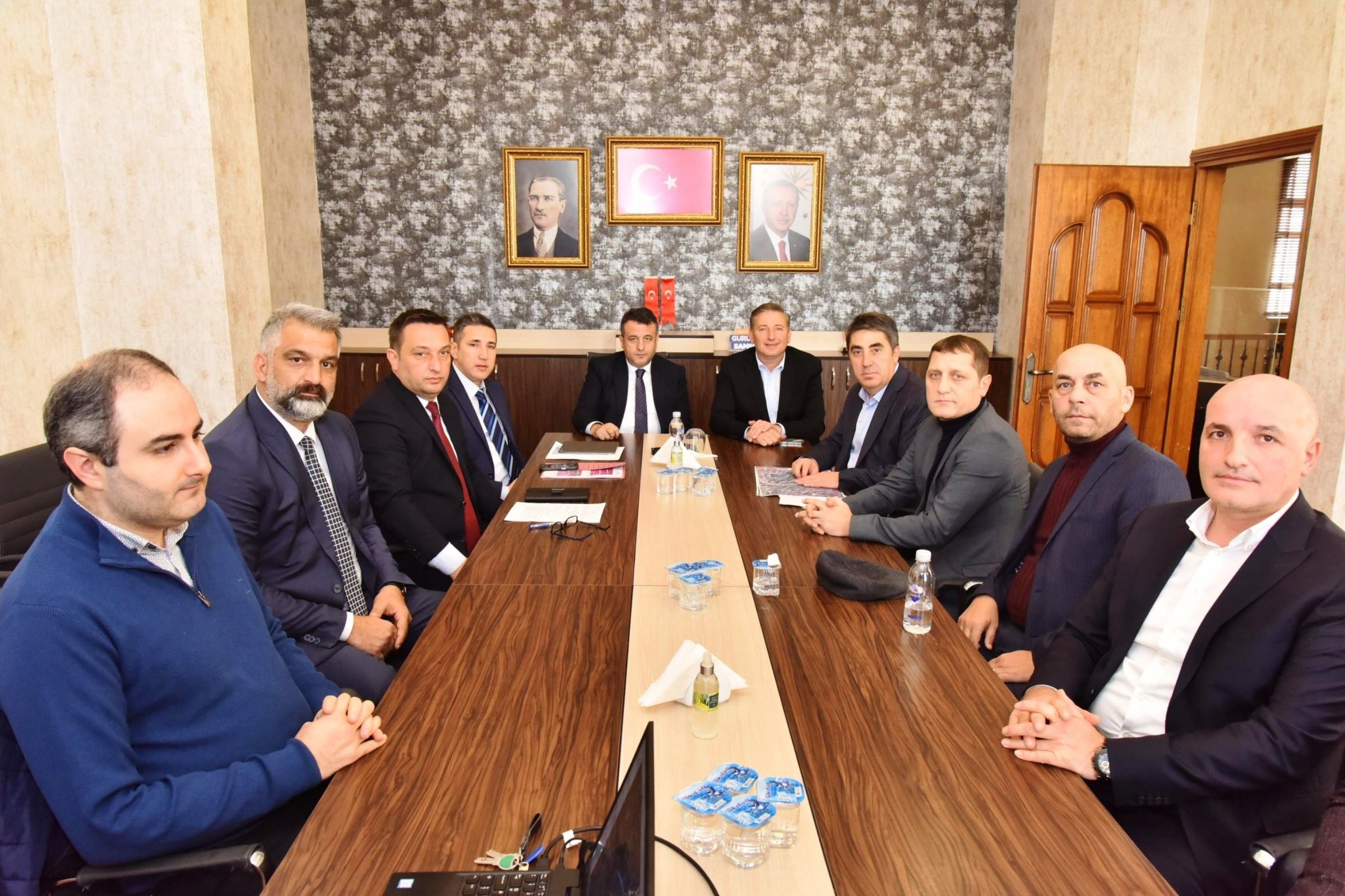 Tekkeköy'ün Geleceği İçin Ortak Akıl Başkan Candal Ve Halit Doğan’dan Stratejik Toplantı (1)