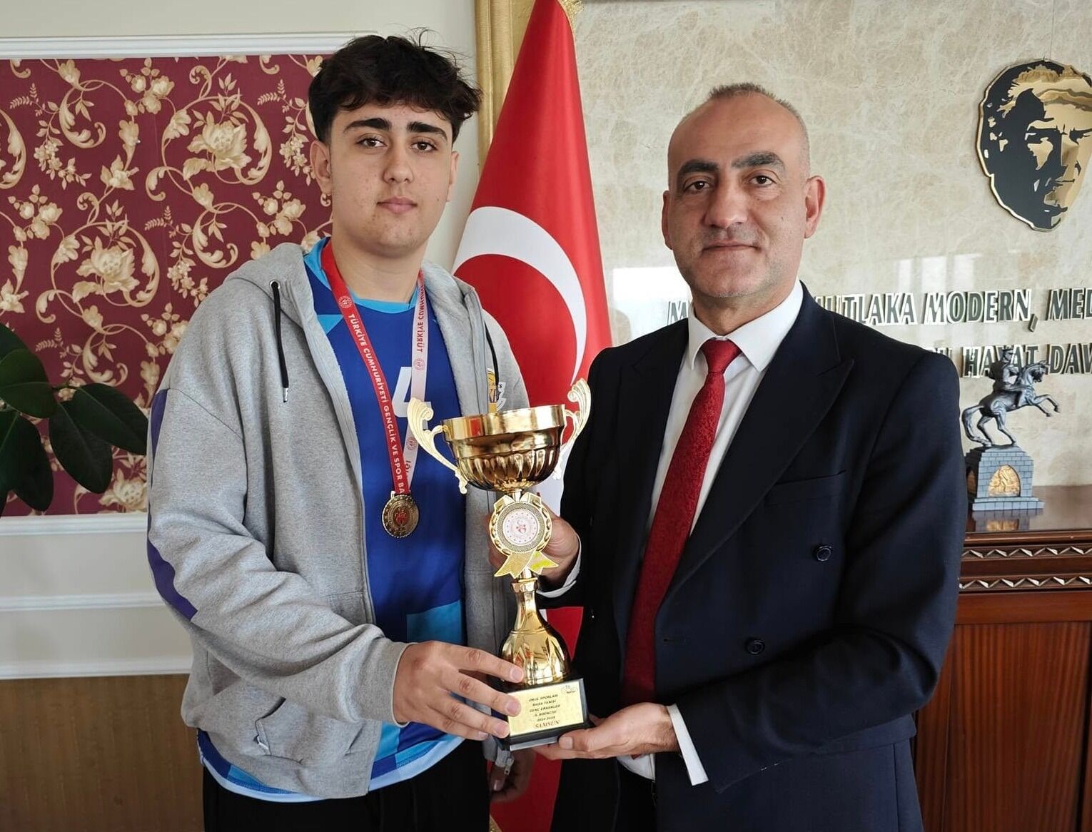 Yakakent Çok Programlı Anadolu Lisesi’nden Masa Tenisinde Büyük Başarı (3)