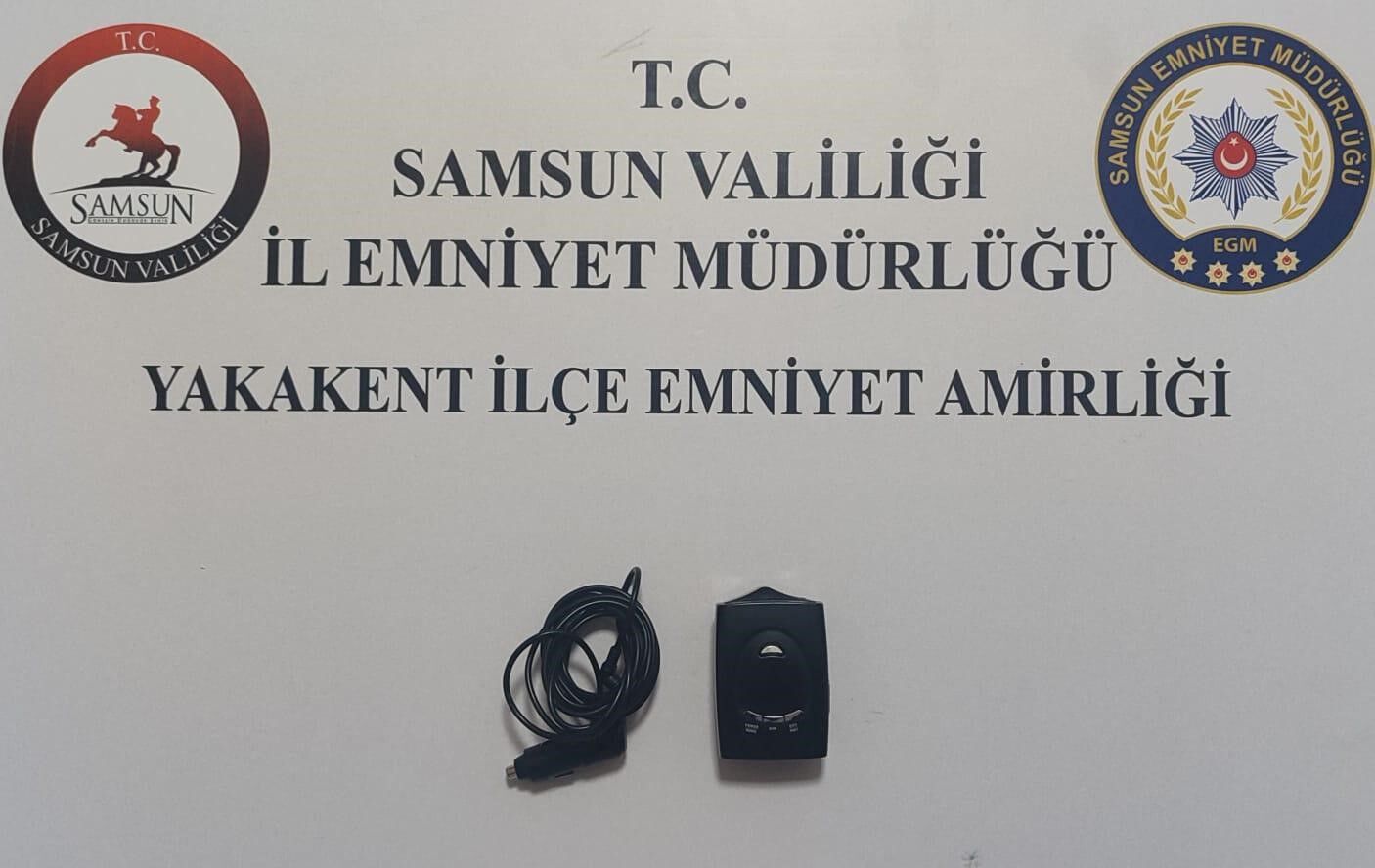 Yakakent’te Radar Tespit Cihazı Ele Geçirildi (2)