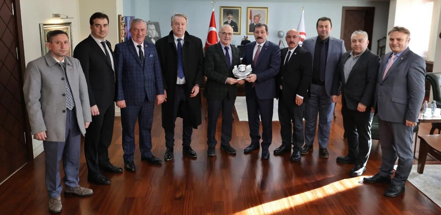 Yeniden Refah Partisi'nden Samsun Valisi Tavlı'ya Ziyaret (1)