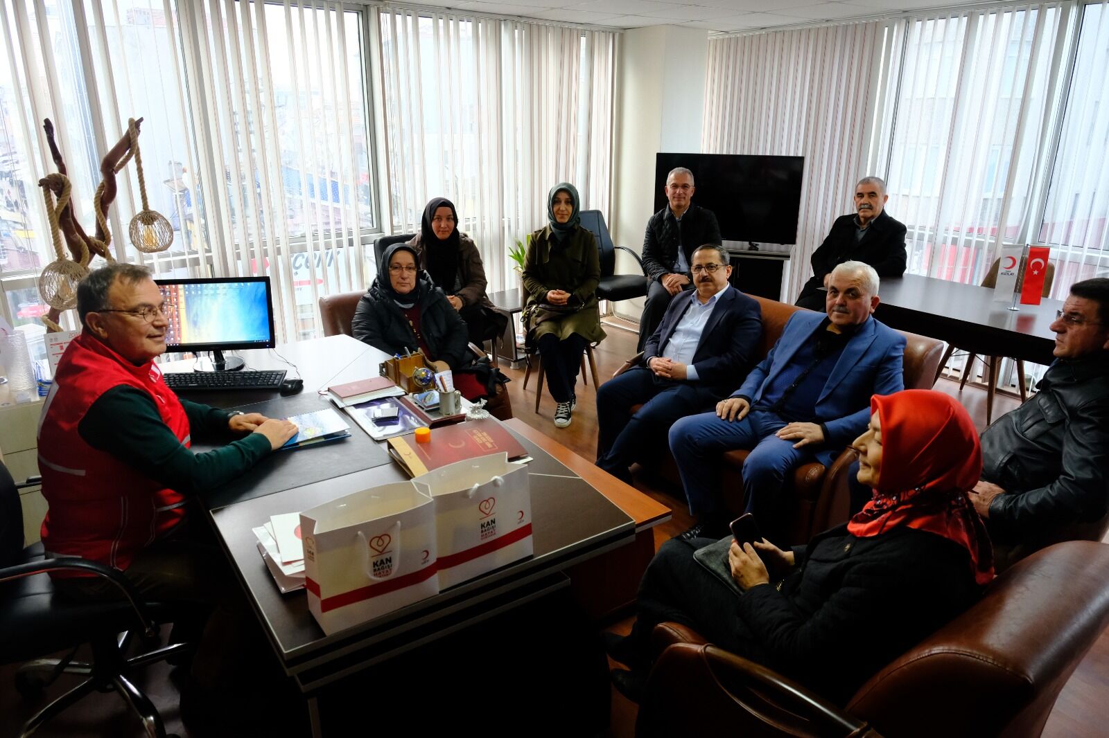 Yusuf Yayla Ve Mahmut Özkök’e Kızılay’dan Madalya (3)