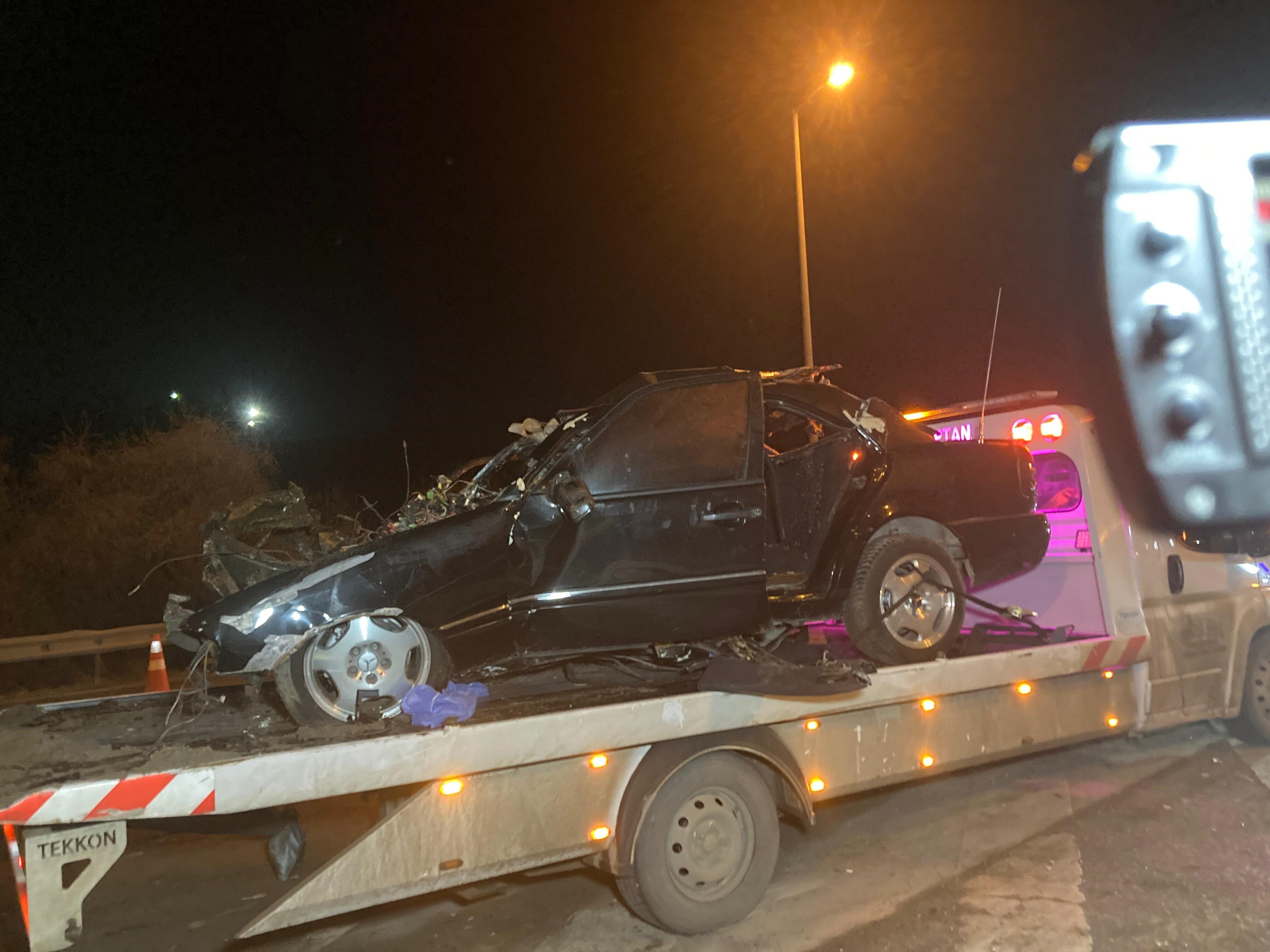 Ankara'da Kontrolden Çıkan Araç Kazası 1 Ölü 2