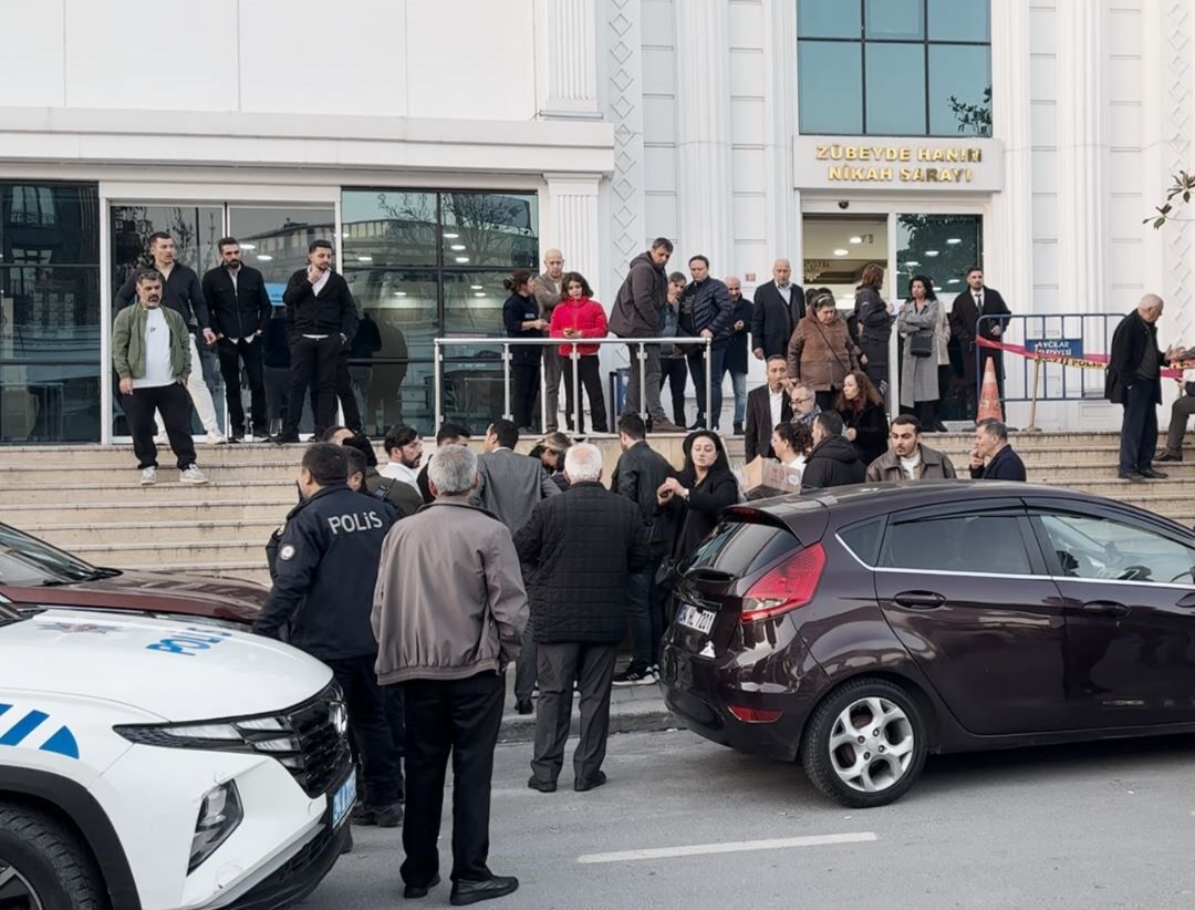 Avcılar’da Yeni Evlenen Çifte Nikah Çıkışı Silahlı Saldırı 2