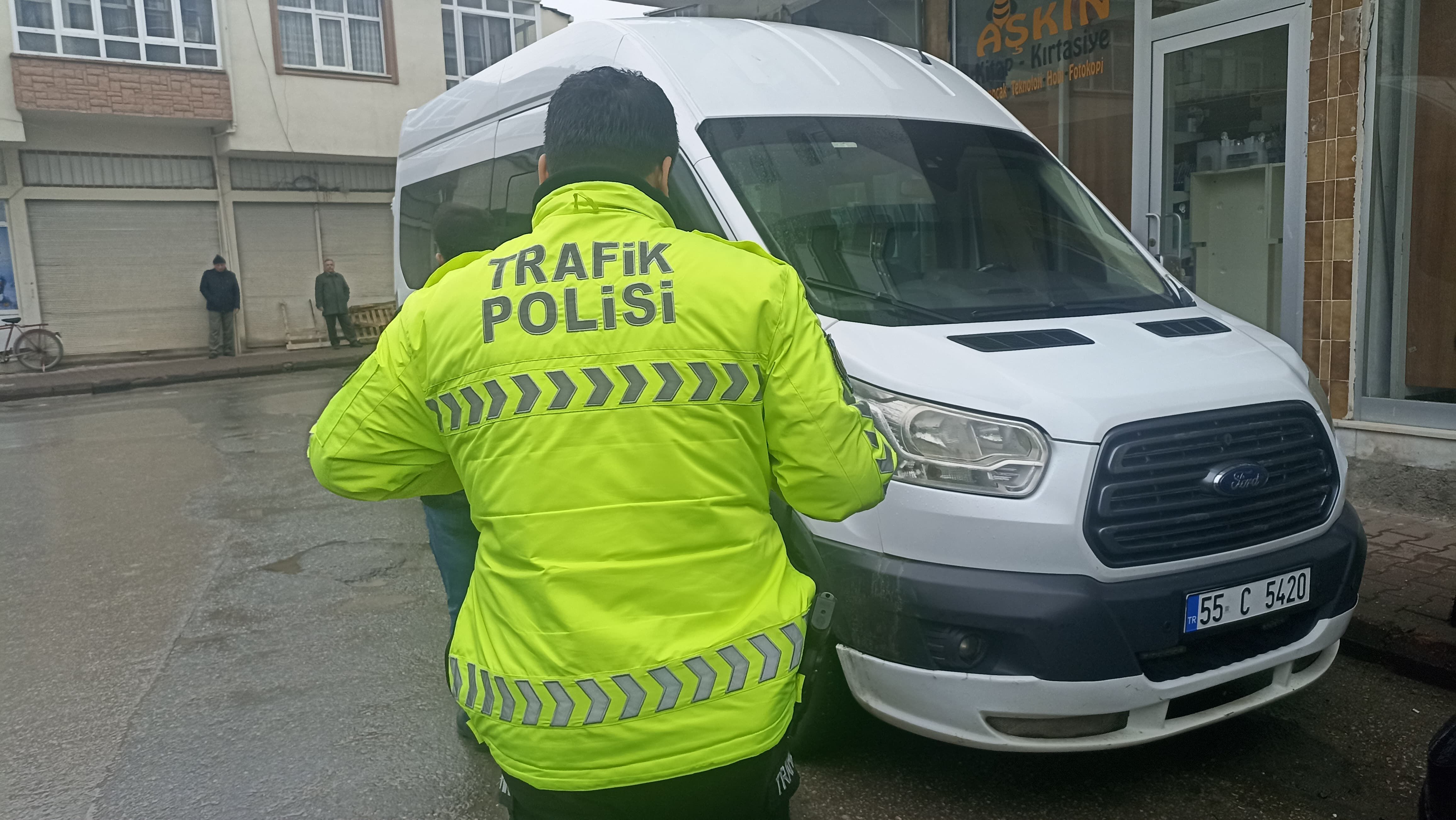 Bafra Emniyet Müdürlüğünden Okul Servislerine Sıkı Denetim 3