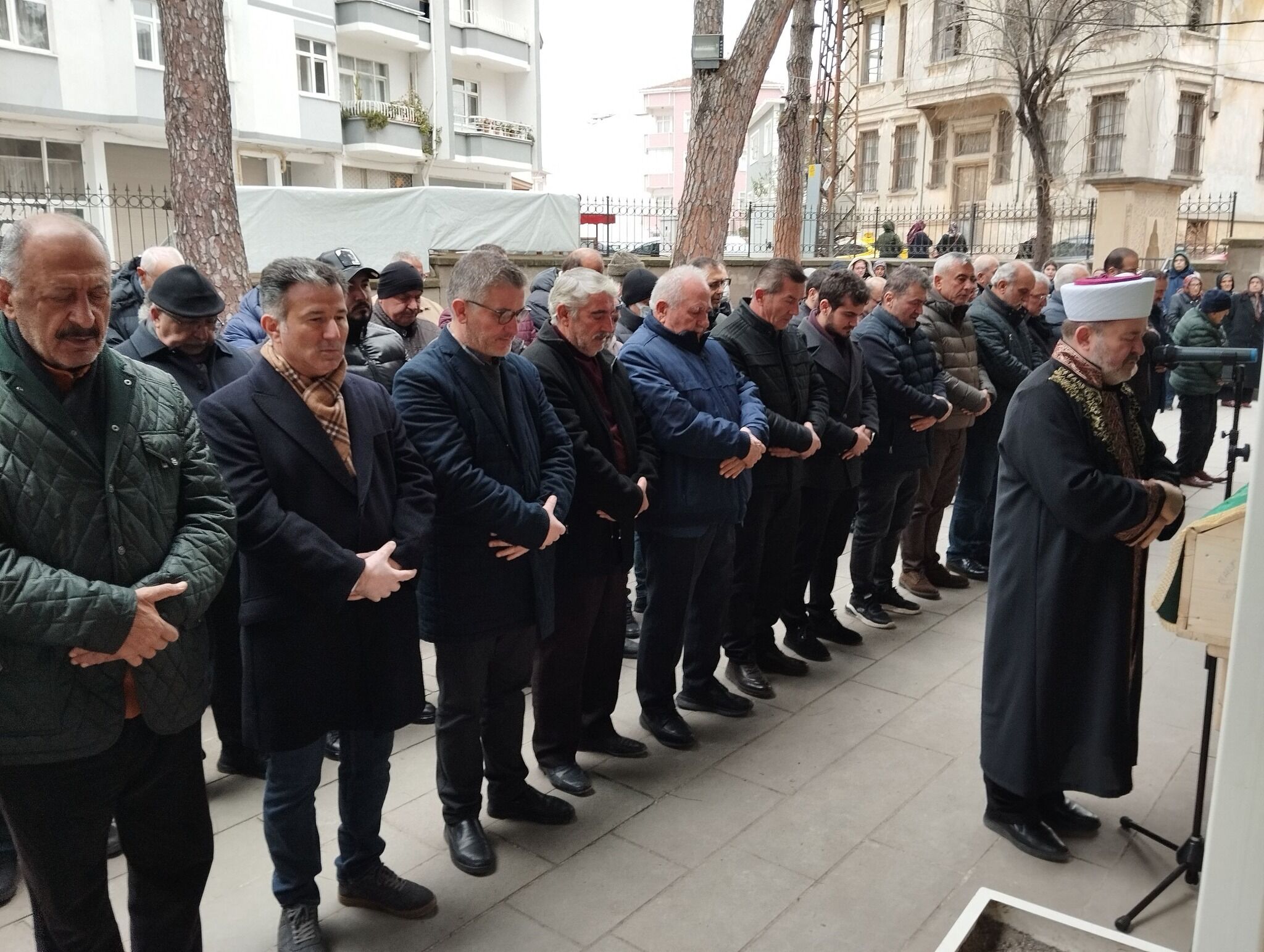 Bafra İş İnsanı Hüseyin Sönmez Son Yolculuğuna Uğurlandı (6)