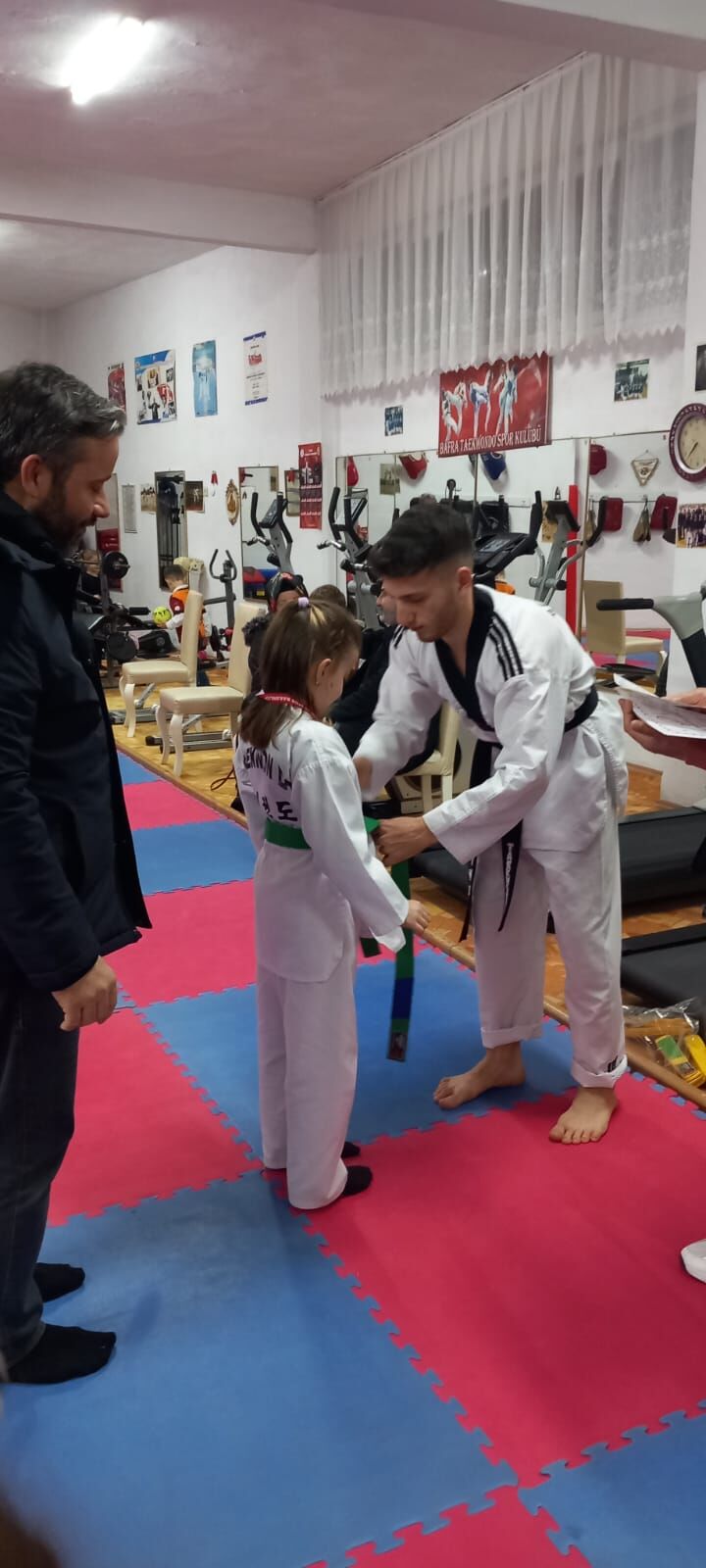 Bafra Şampiyonlar Taekwondo Kulübü’nde Kuşak Terfi Heyecanı (12)