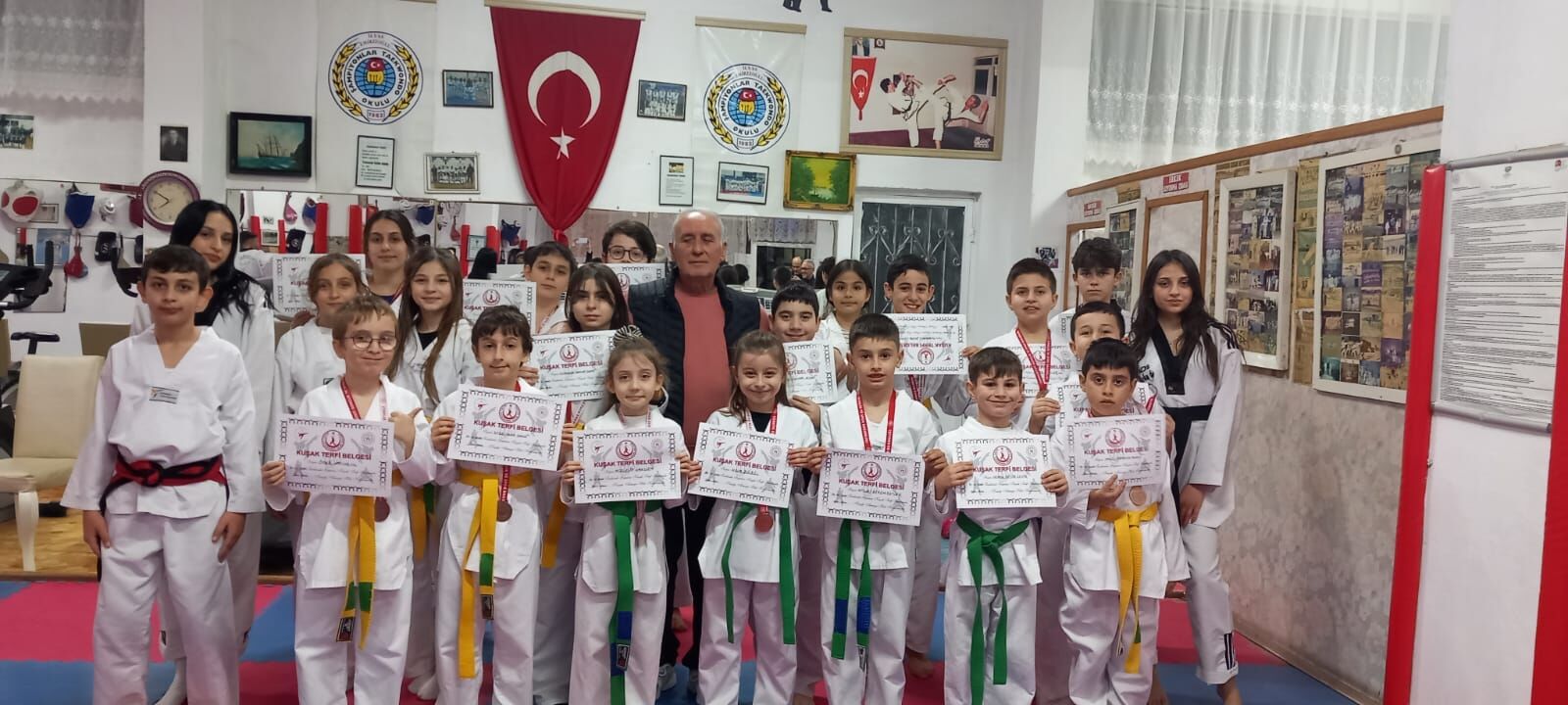 Bafra Şampiyonlar Taekwondo Kulübü’nde Kuşak Terfi Heyecanı (5)