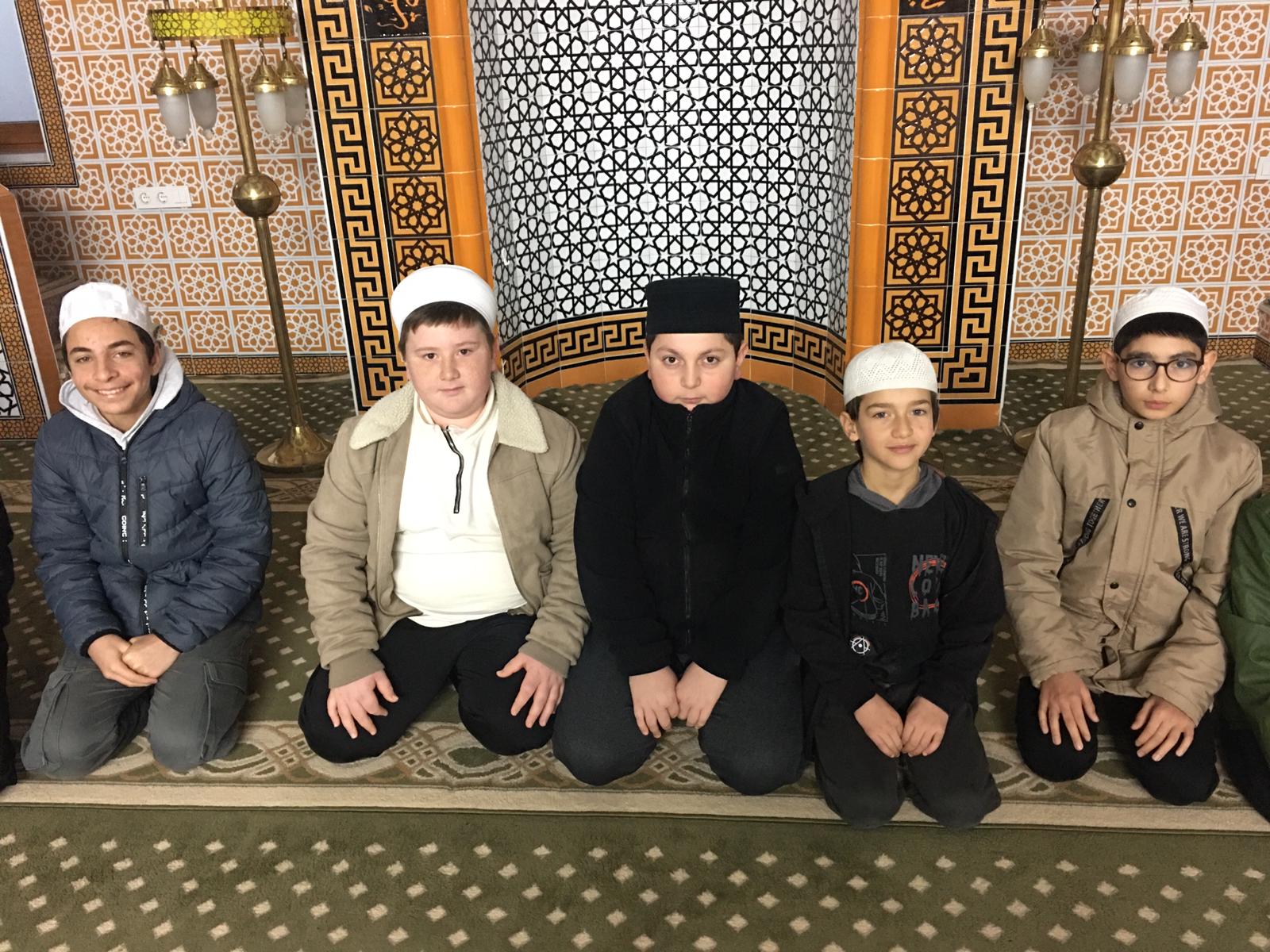 Bafra’da Sabah Namazı Buluşması Çinili Camii’nde Gerçekleşti (3)