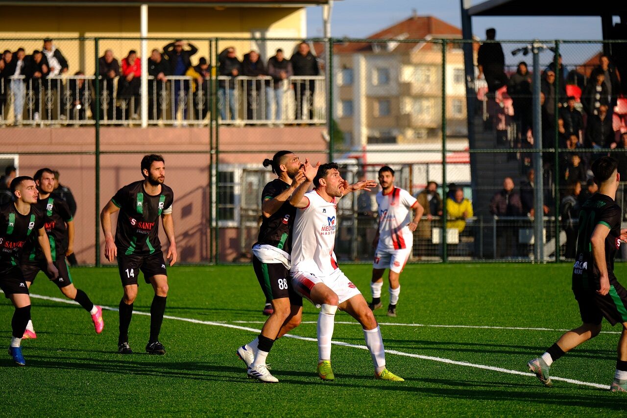Dededağı Fk Ve 1930 Bafraspor Puanları Paylaştı 3-1