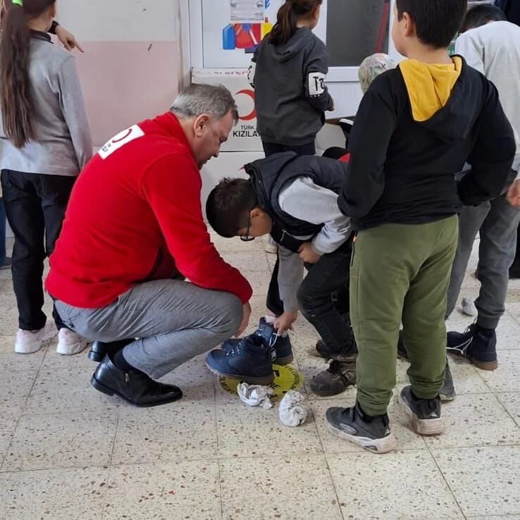 Kızılay’ın İyilik Eli Köy Okullarına Uzanıyor 2