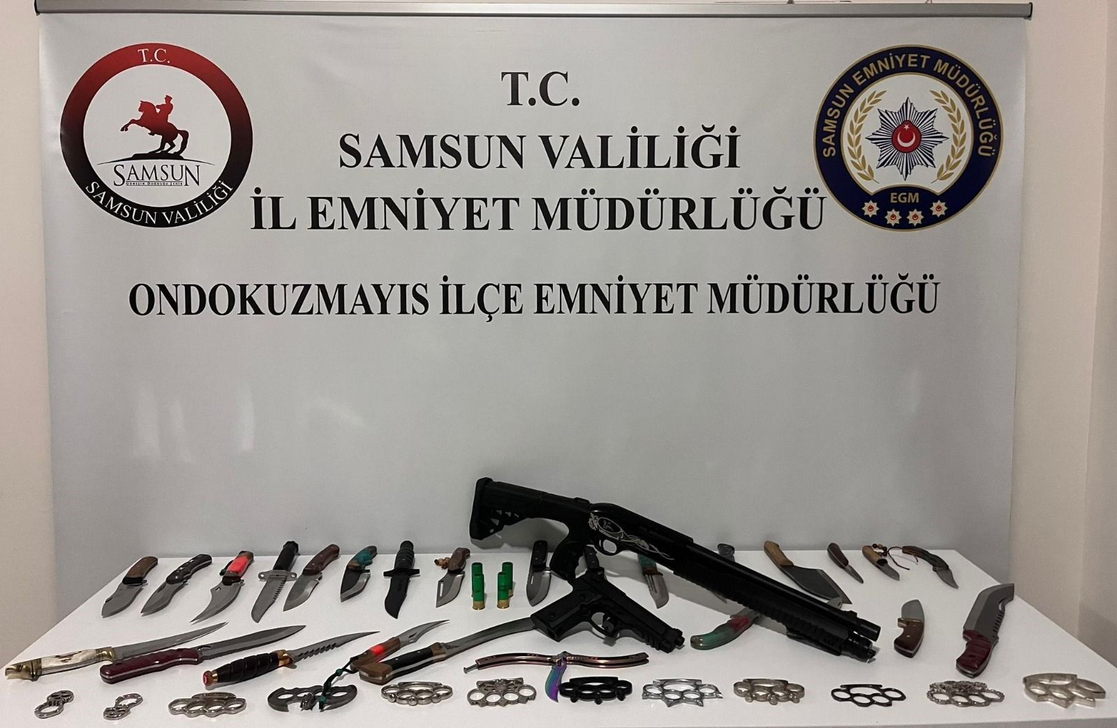 Samsun Siber Polisi 2024'Te 889 Operasyonla Suç Odaklarına Darbe Vurdu 2