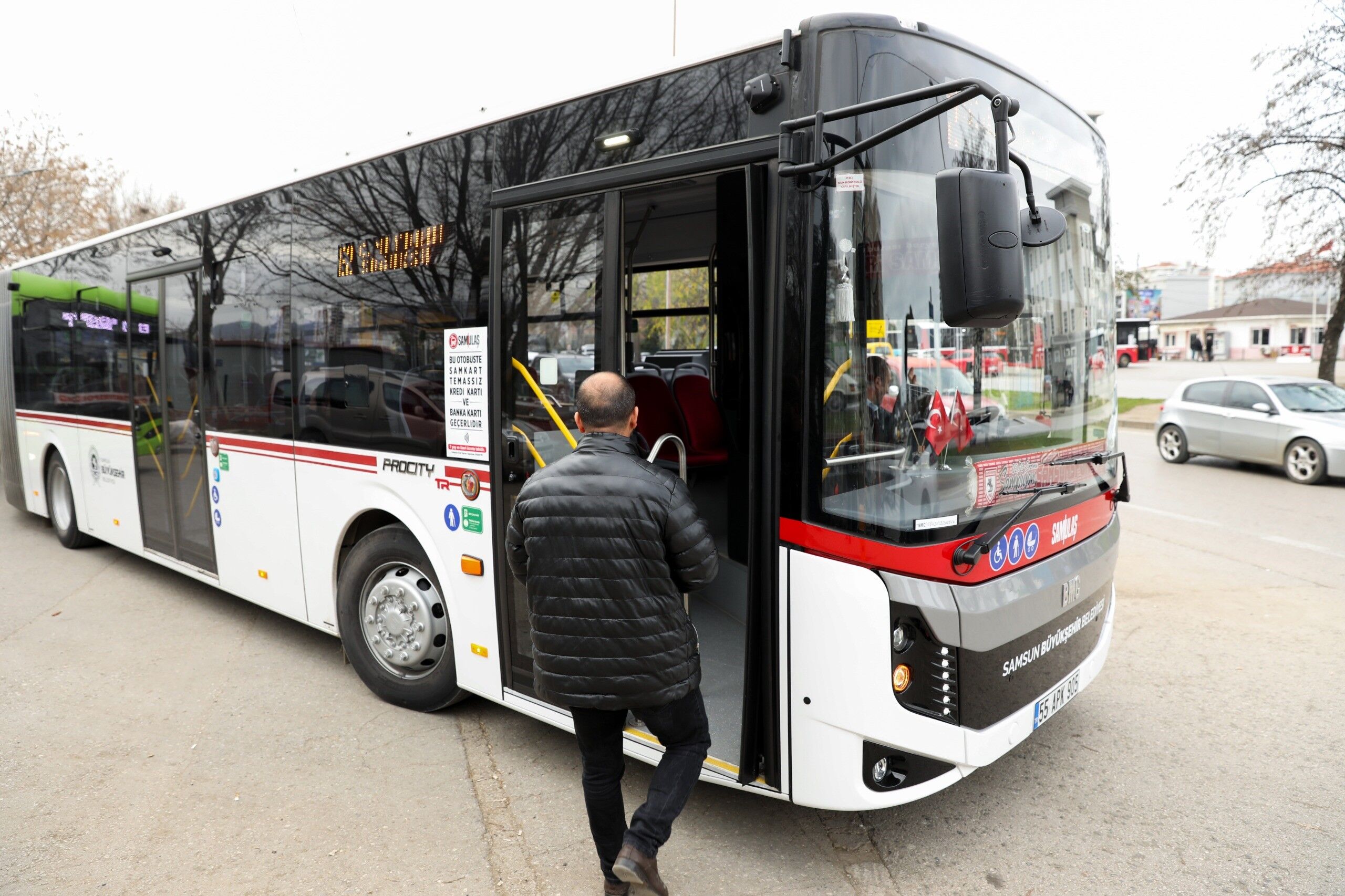 Samsun'da E2 Ekspres Otobüs Hattı Hizmete Girdi! 2