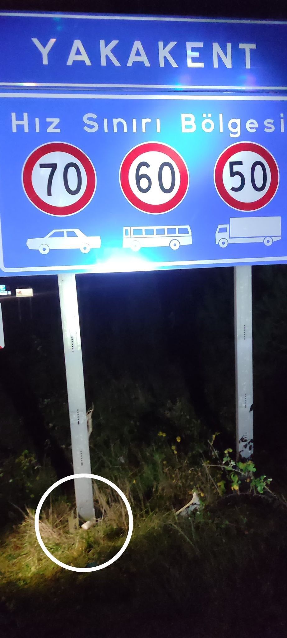 Samsun’da Yol Kenarında 100 Gram Metamfetamin Ele Geçirildi 2
