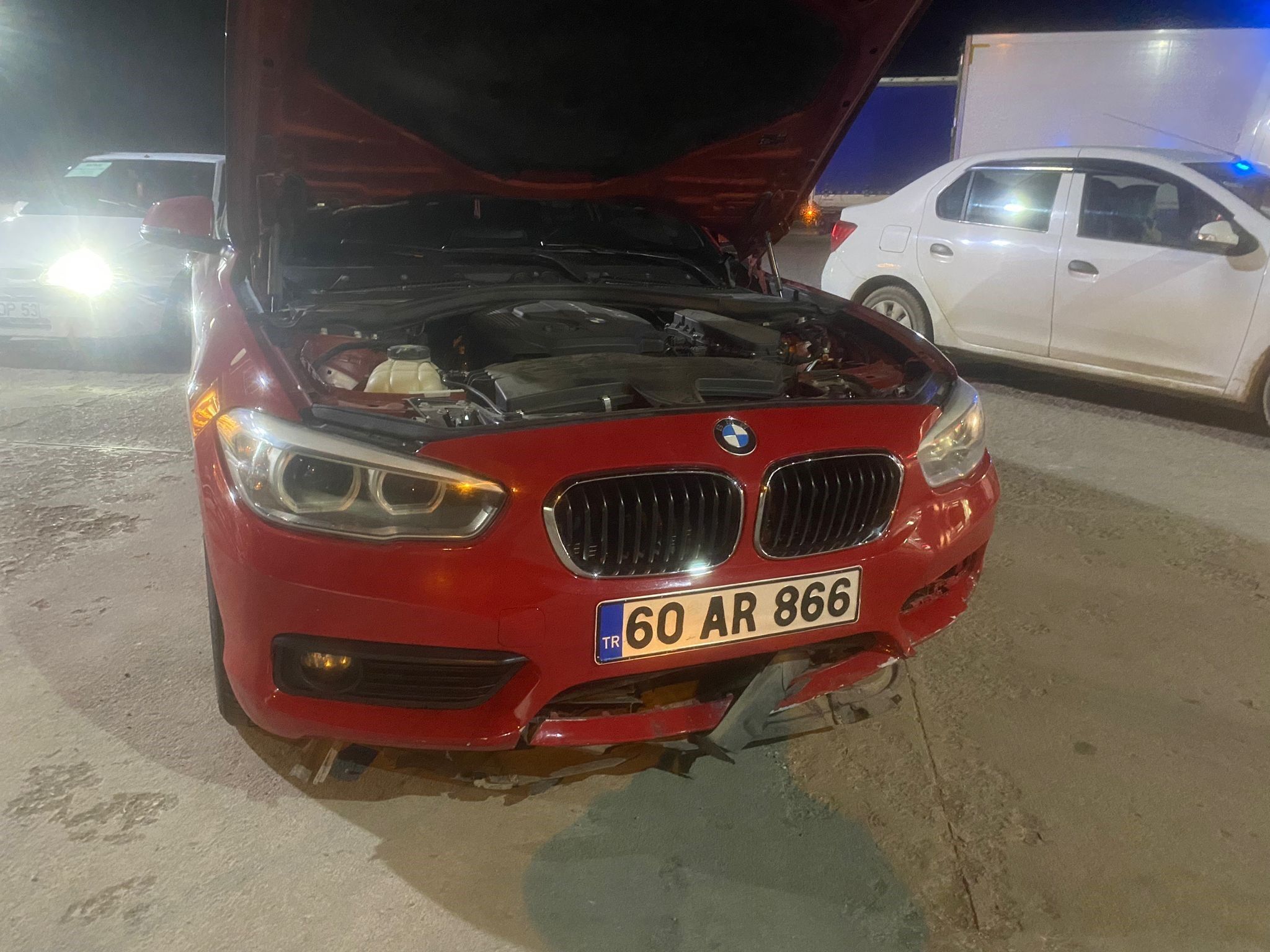 Samsun’da Yola Düşen Tır Lastiği Kazaya Neden Oldu 3