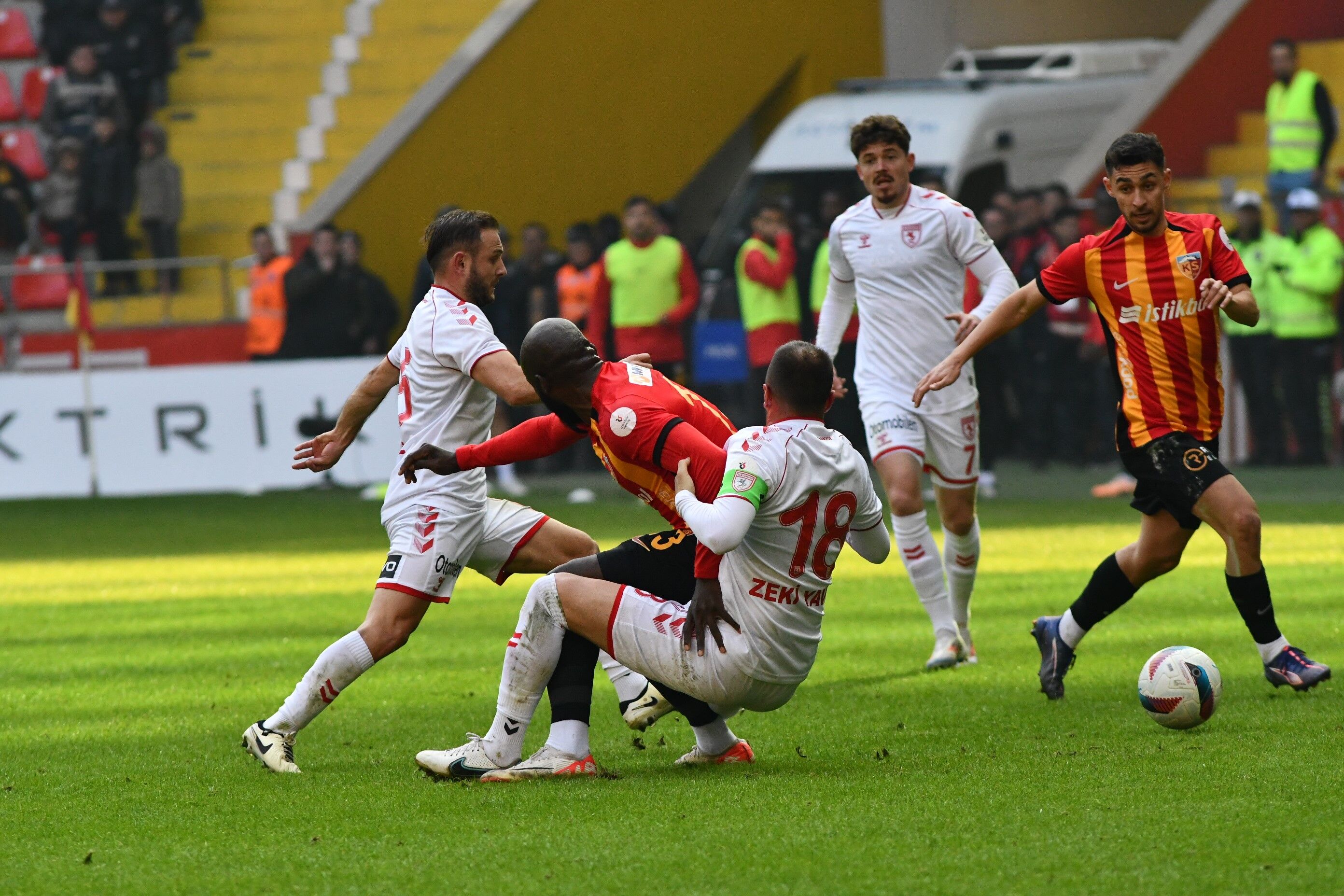 Samsunspor İlk Dakikada Şimşek Gibi Çaktı! (3)