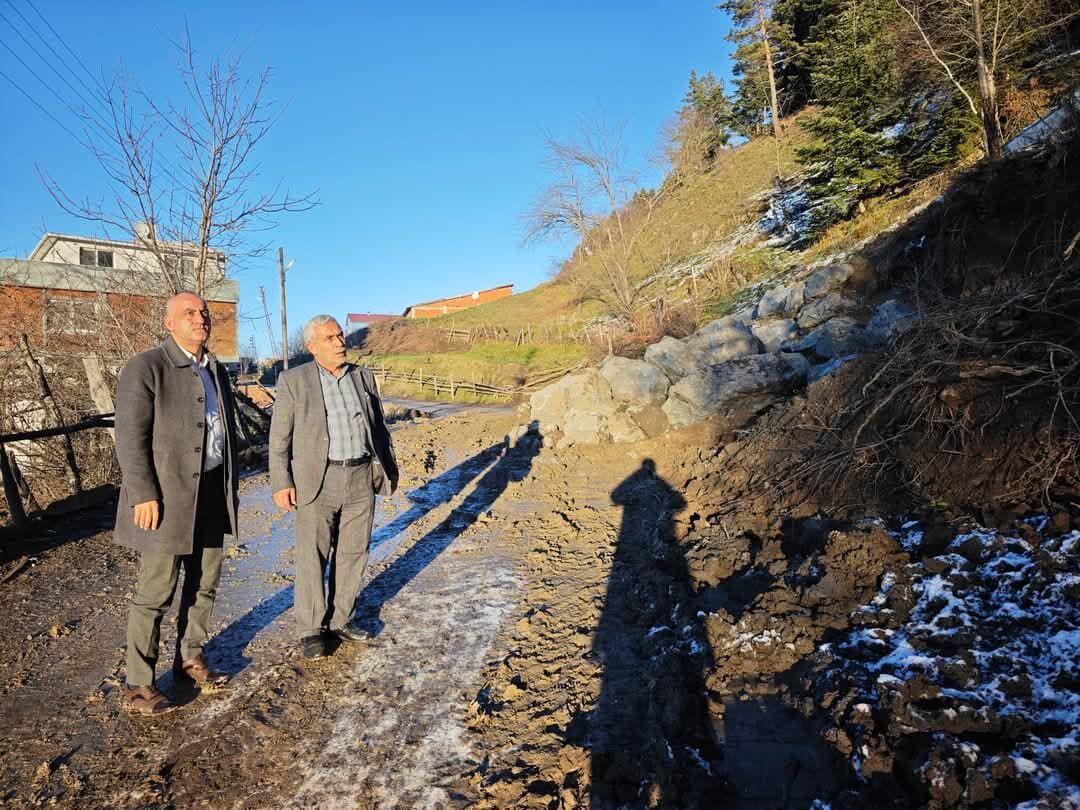 Uzunkız Mahallesi Mezarlığındaki Toprak Kayması Çalışmaları Yerinde İncelendi 2