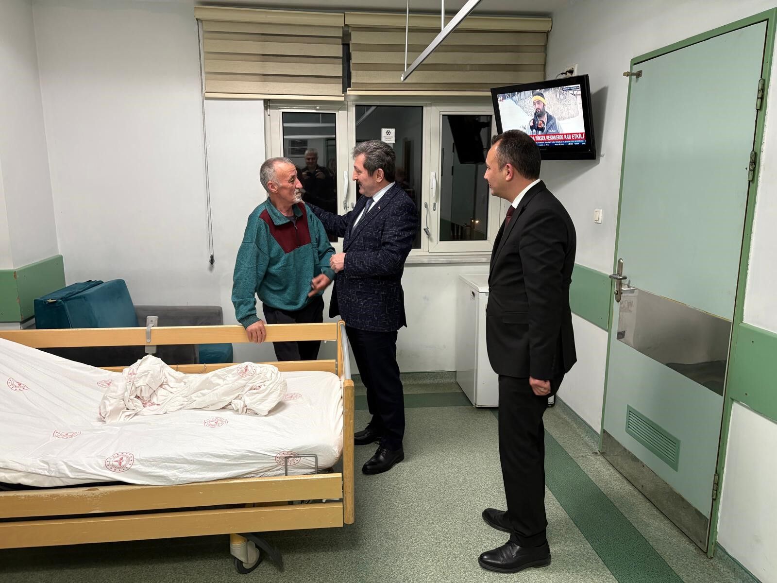 Vali Tavlı Ve Başkan Doğan’dan Hastalara Moral Ziyareti 3